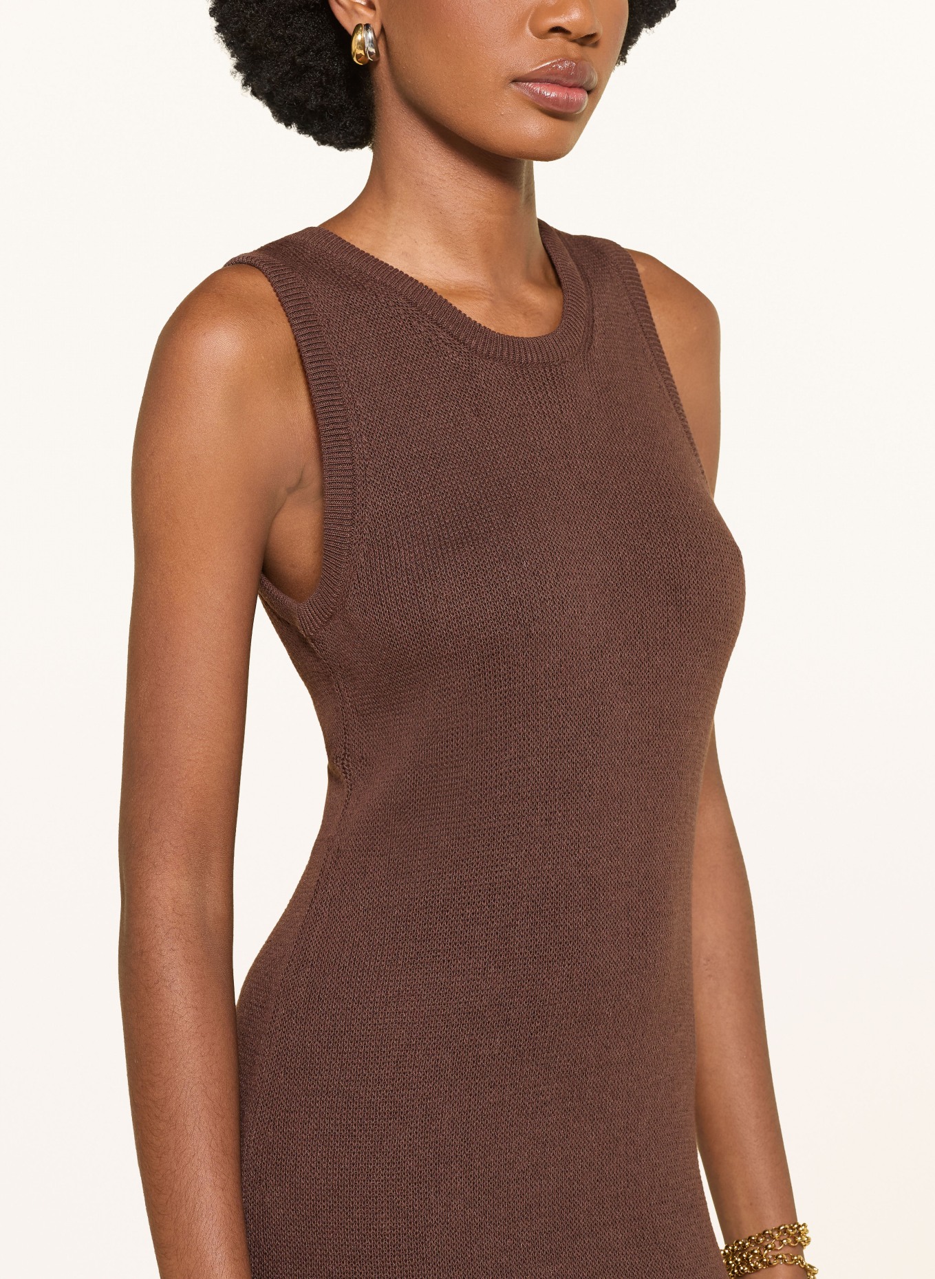 MRS & HUGS Strickkleid: DUNKELBRAUN