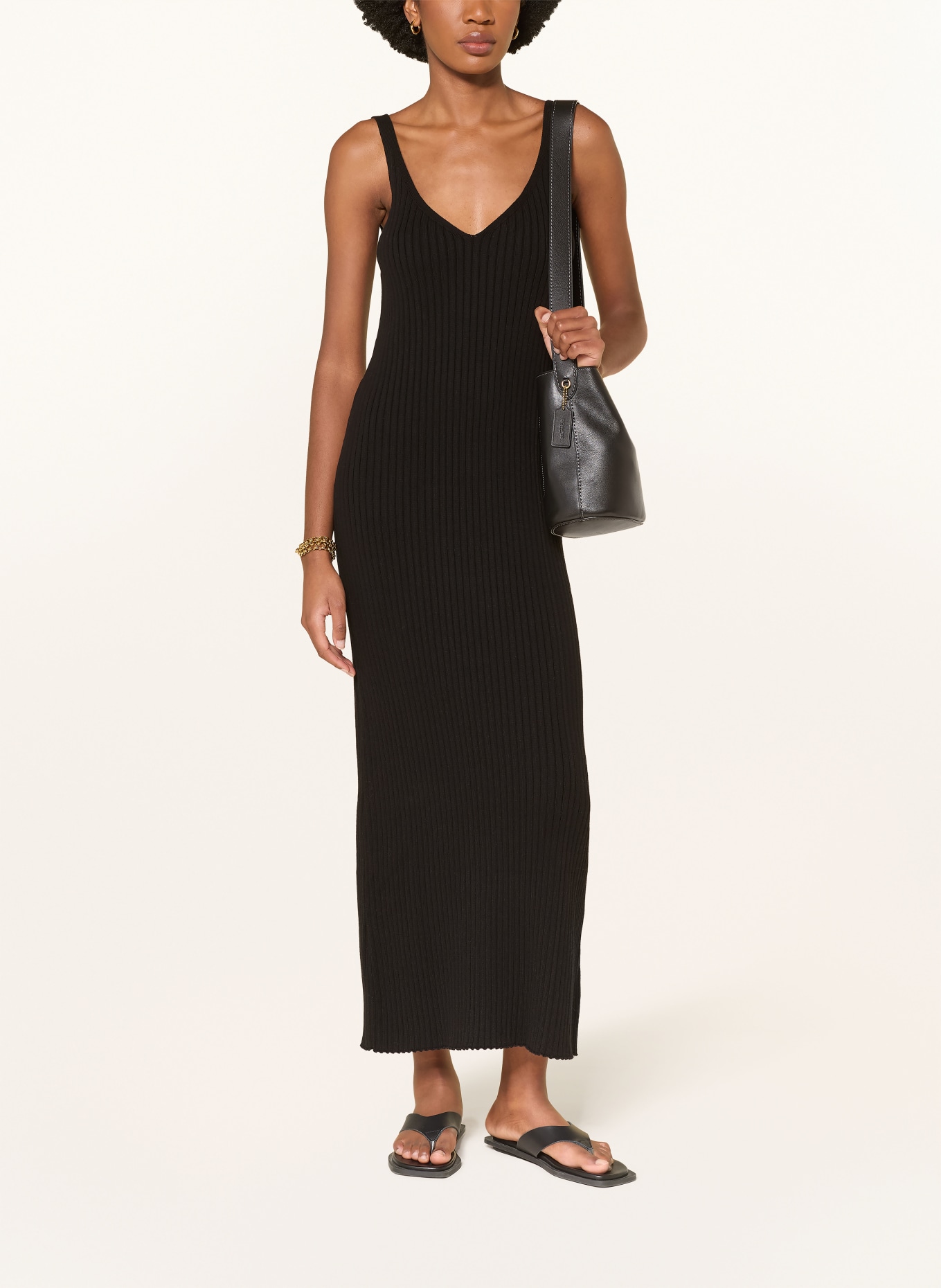 MRS & HUGS pletené šaty: ČERNÁ