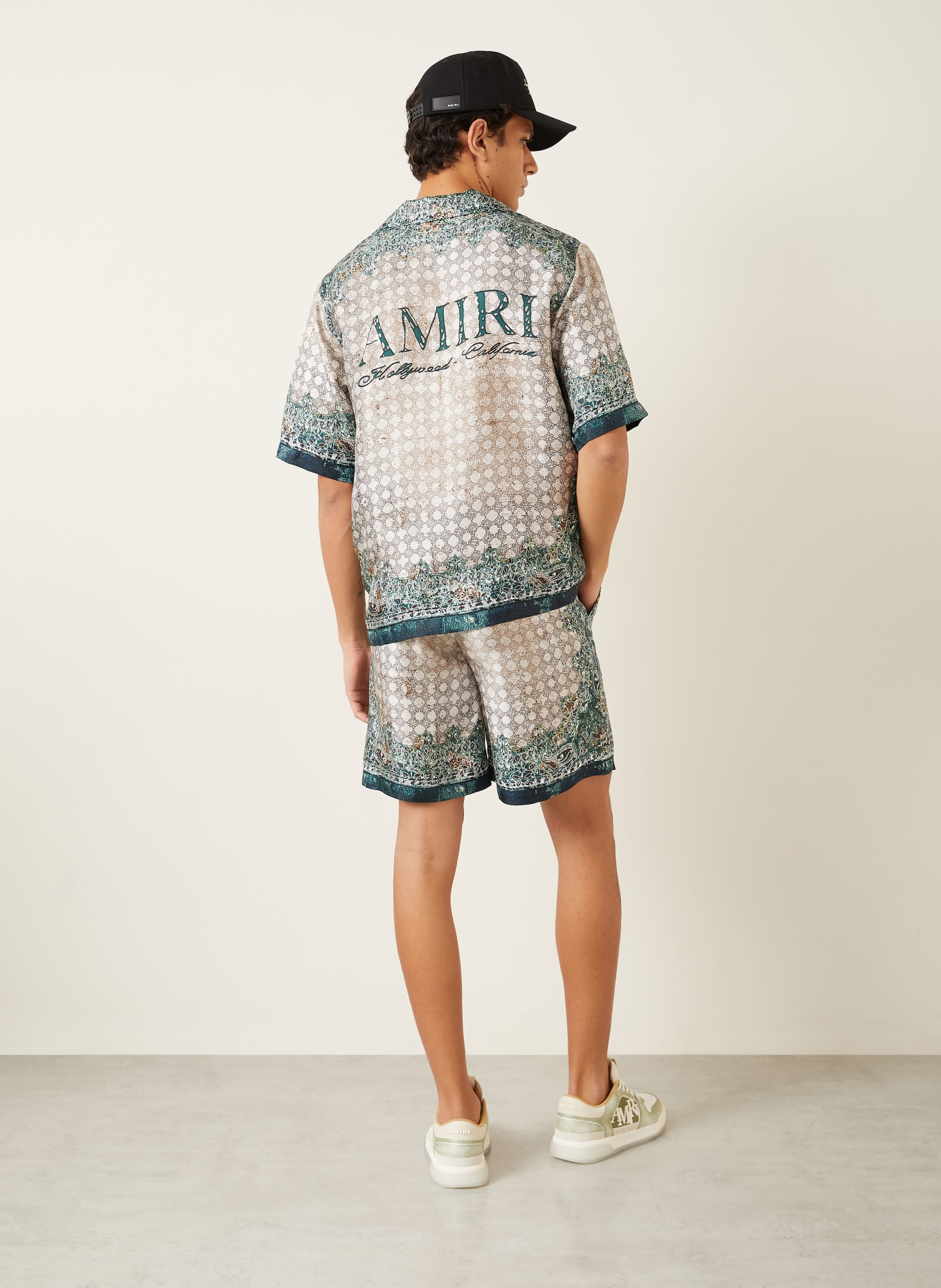 AMIRI zijden shorts: BEIGE / DONKERGROEN