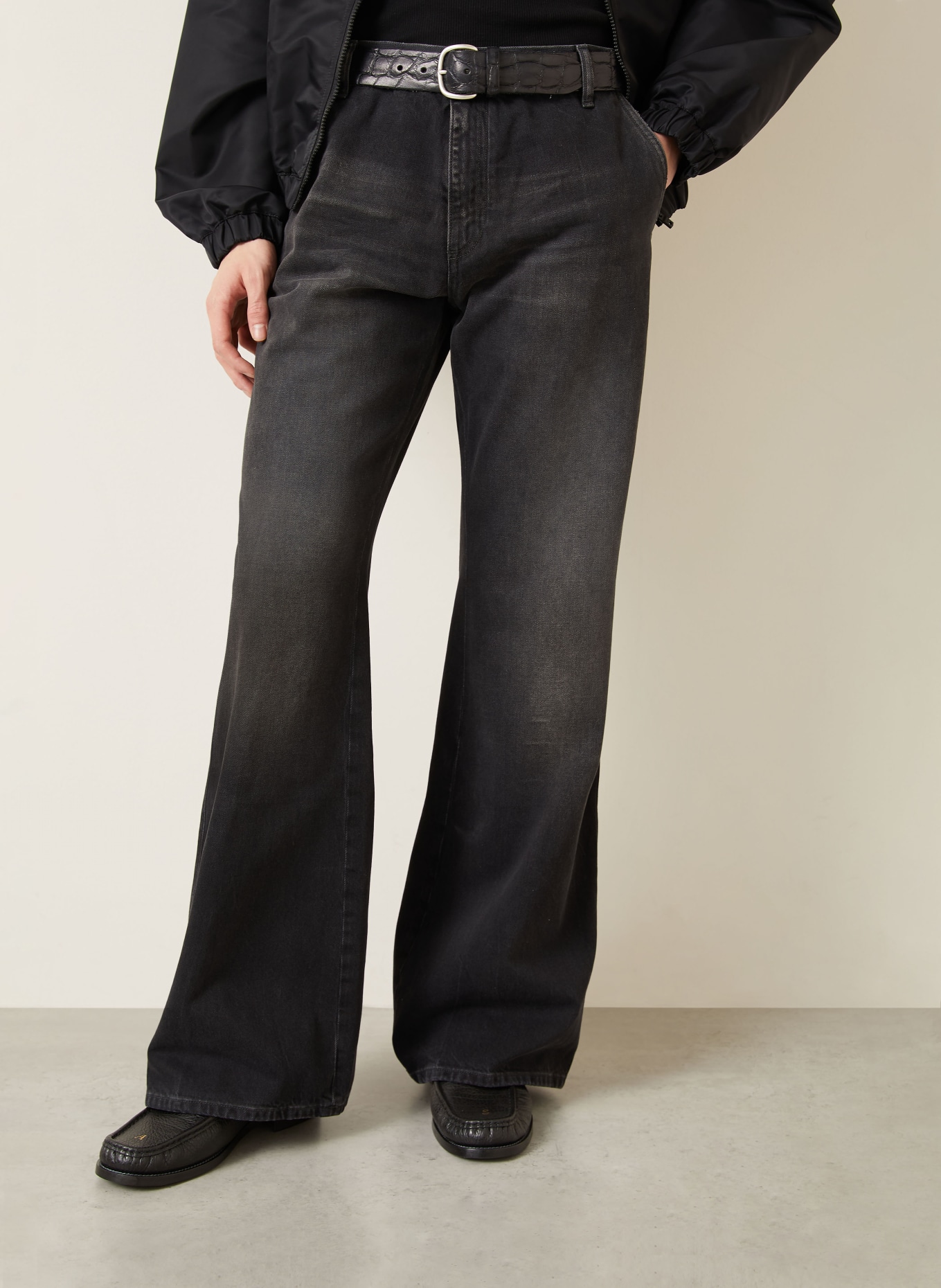 AMIRI Jeans Bootcut Fit: 926 Storm Black