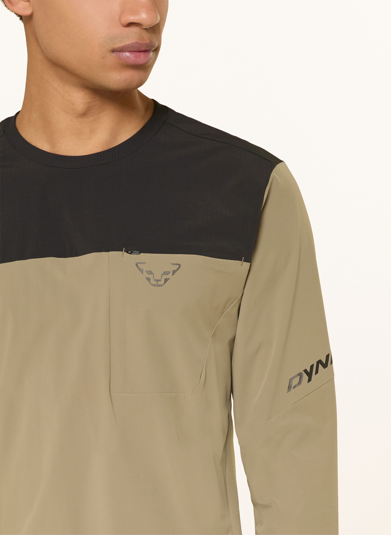 DYNAFIT Longsleeve TRAVERSE DYNASTRETCH: KHAKI / SCHWARZ