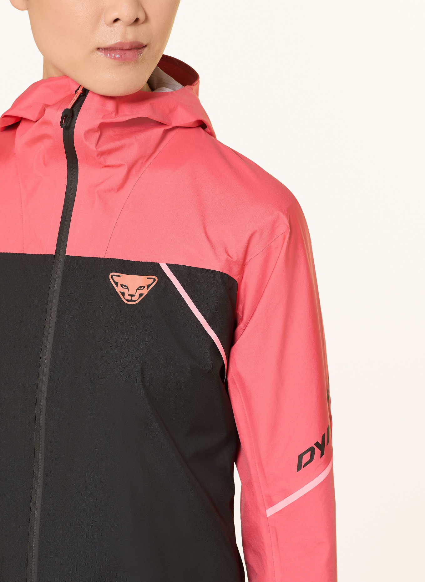 DYNAFIT Funkční bunda ALPINE 3L: ČERNÁ / SVĚTLE ČERVENÁ