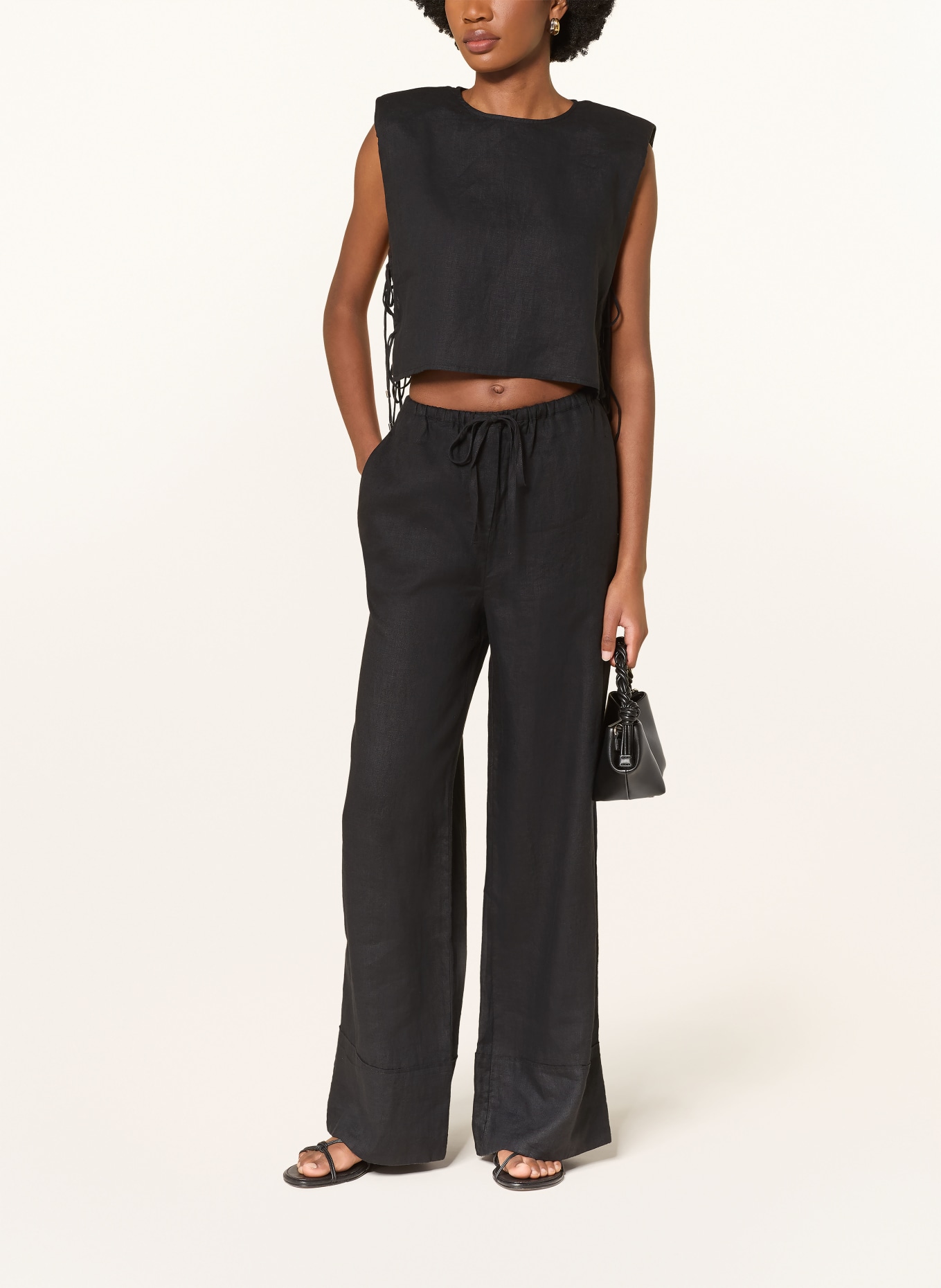 MRS & HUGS Cropped-Shirt aus Leinen: SCHWARZ