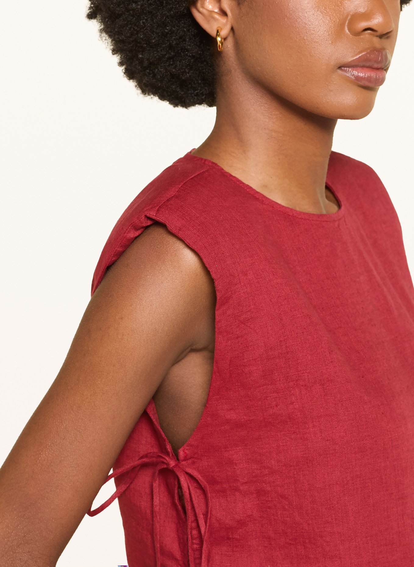 MRS & HUGS Krátké lněné tričko: TMAVĚ ČERVENÁ