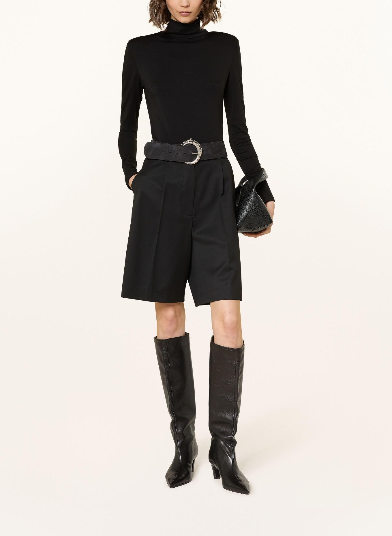 UNDRESS CODE Bermudy ATACAMA: ČERNÁ