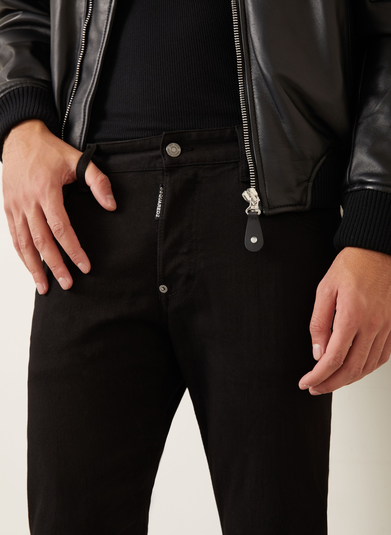 DSQUARED2 Jeans SKATER Slim Fit: 900 BLACK