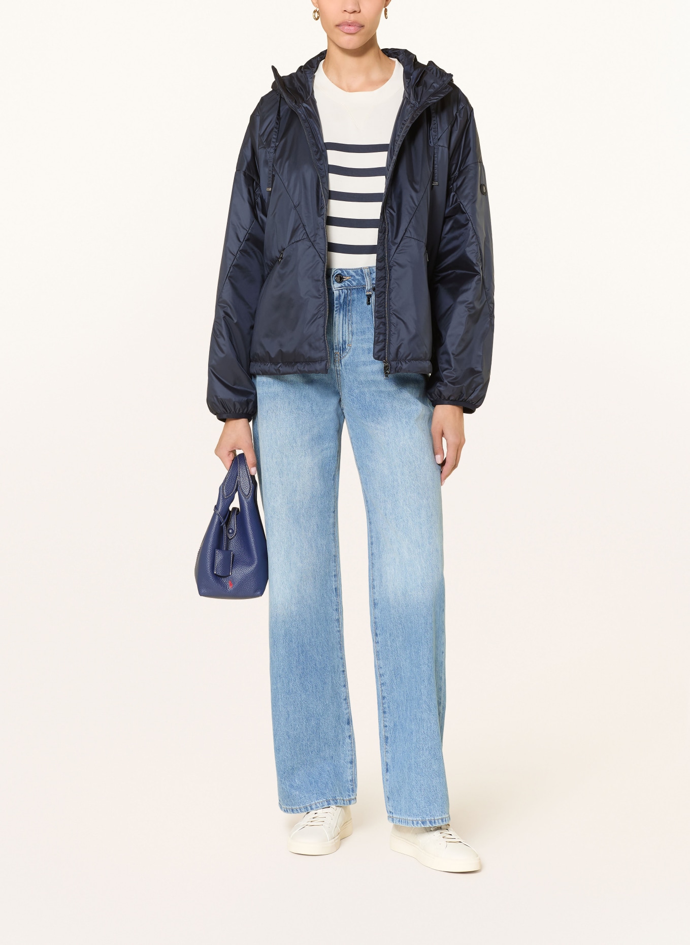 BOGNER Prošívaná bunda BERYLL: TMAVĚ MODRÁ