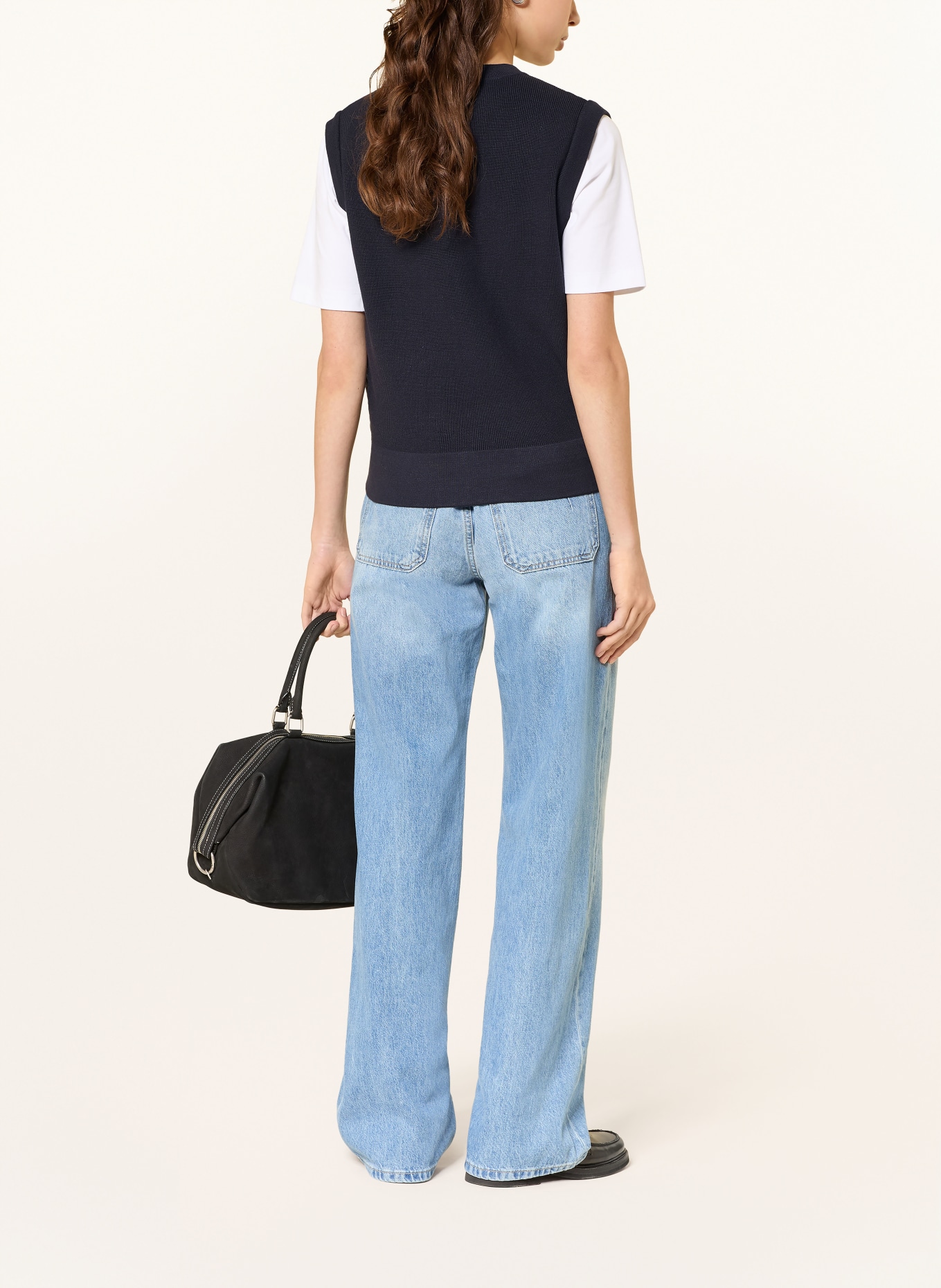 BOGNER Peřová vesta ZIRA z kombinace materiálů: TMAVĚ MODRÁ