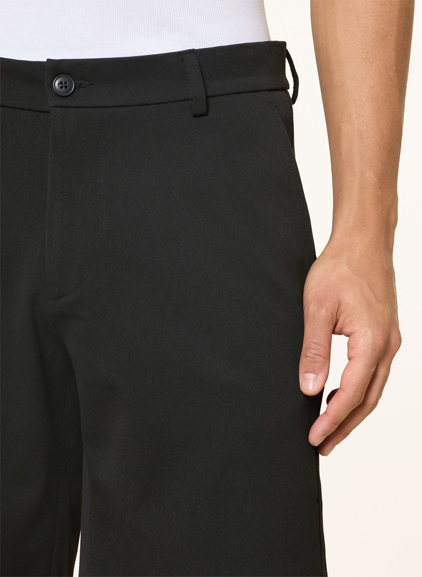 LES DEUX Chinoshorts: SCHWARZ