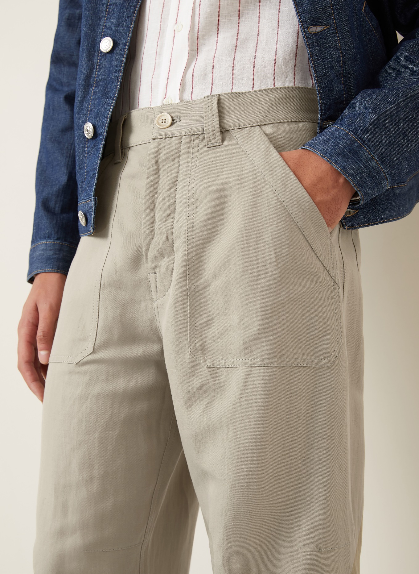 BRUNELLO CUCINELLI Regular fit chino pants: KHAKI