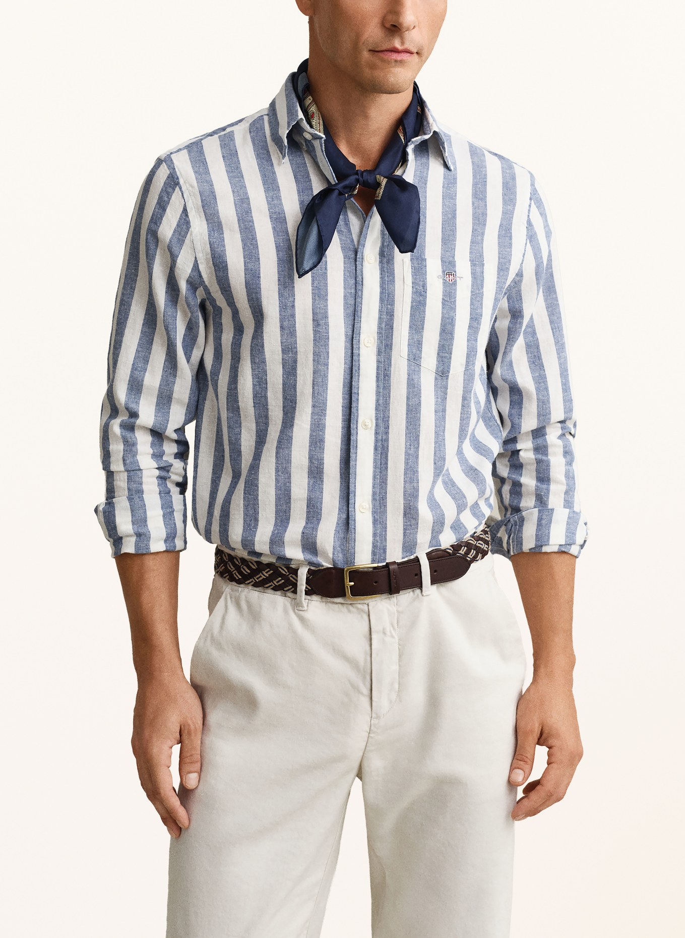 GANT Košile Regular Fit s lnem: MODRÁ / BÍLÁ