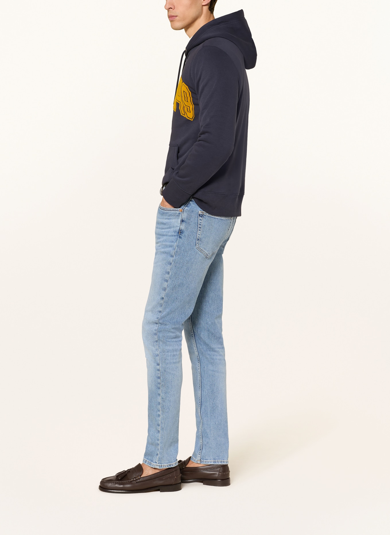 GANT Džíny Slim Fit: 981 SEMI LIGHT BLUE WORN