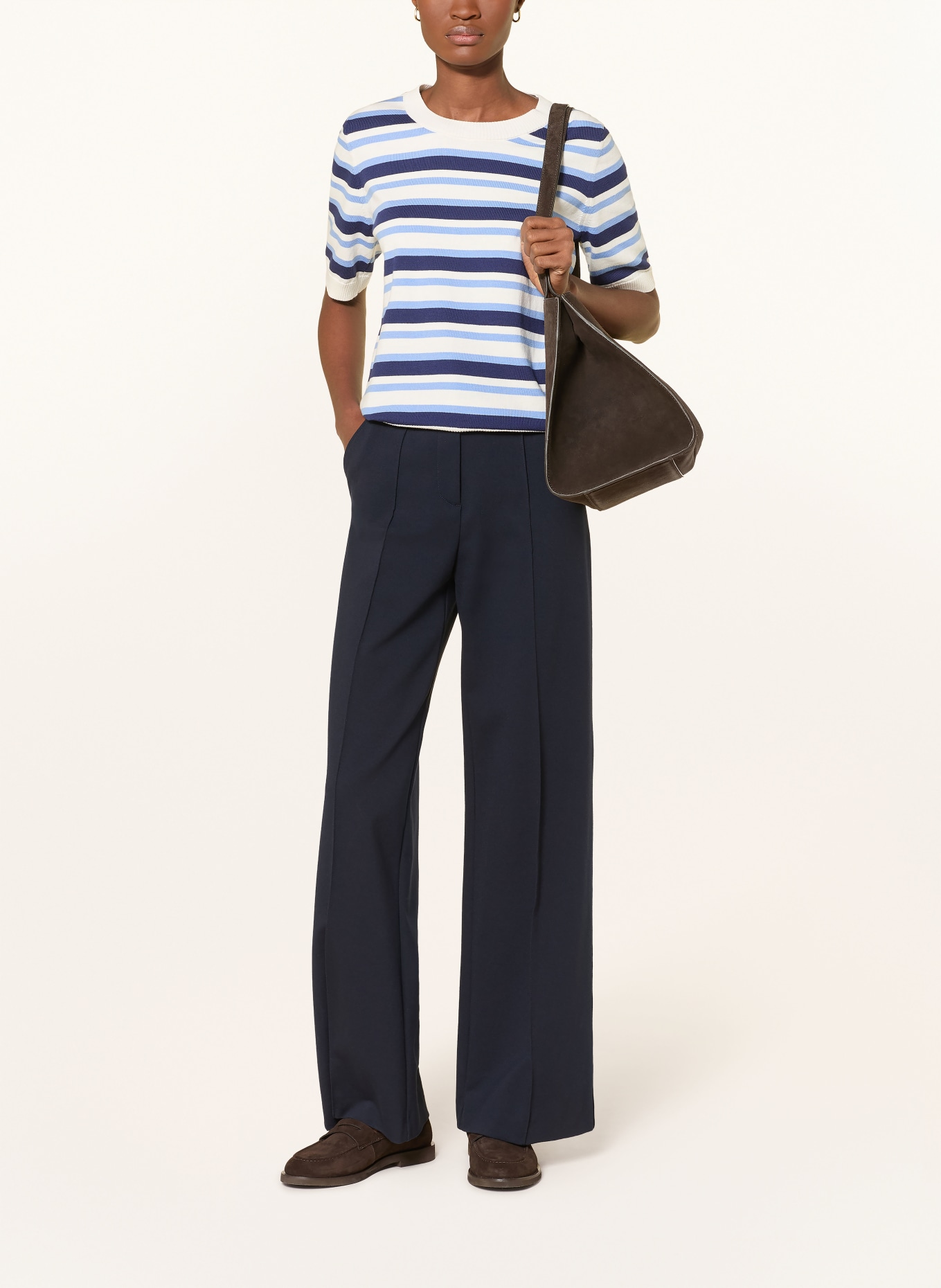 MAERZ MUENCHEN pletené tričko: TMAVĚ MODRÁ / TMAVĚ MODRÁ / BÍLÁ