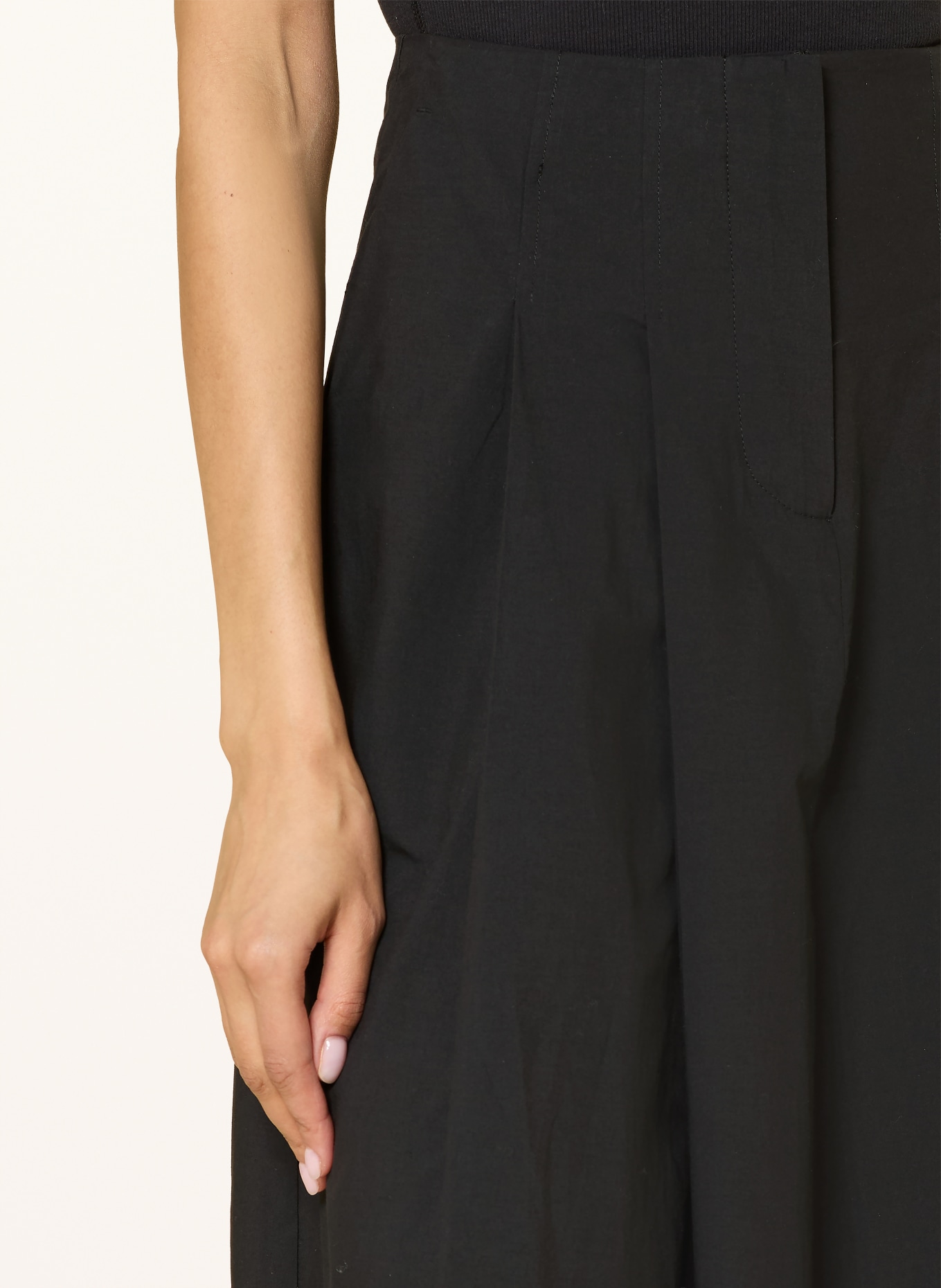 RIANI Skirt with lace trim: BLACK
