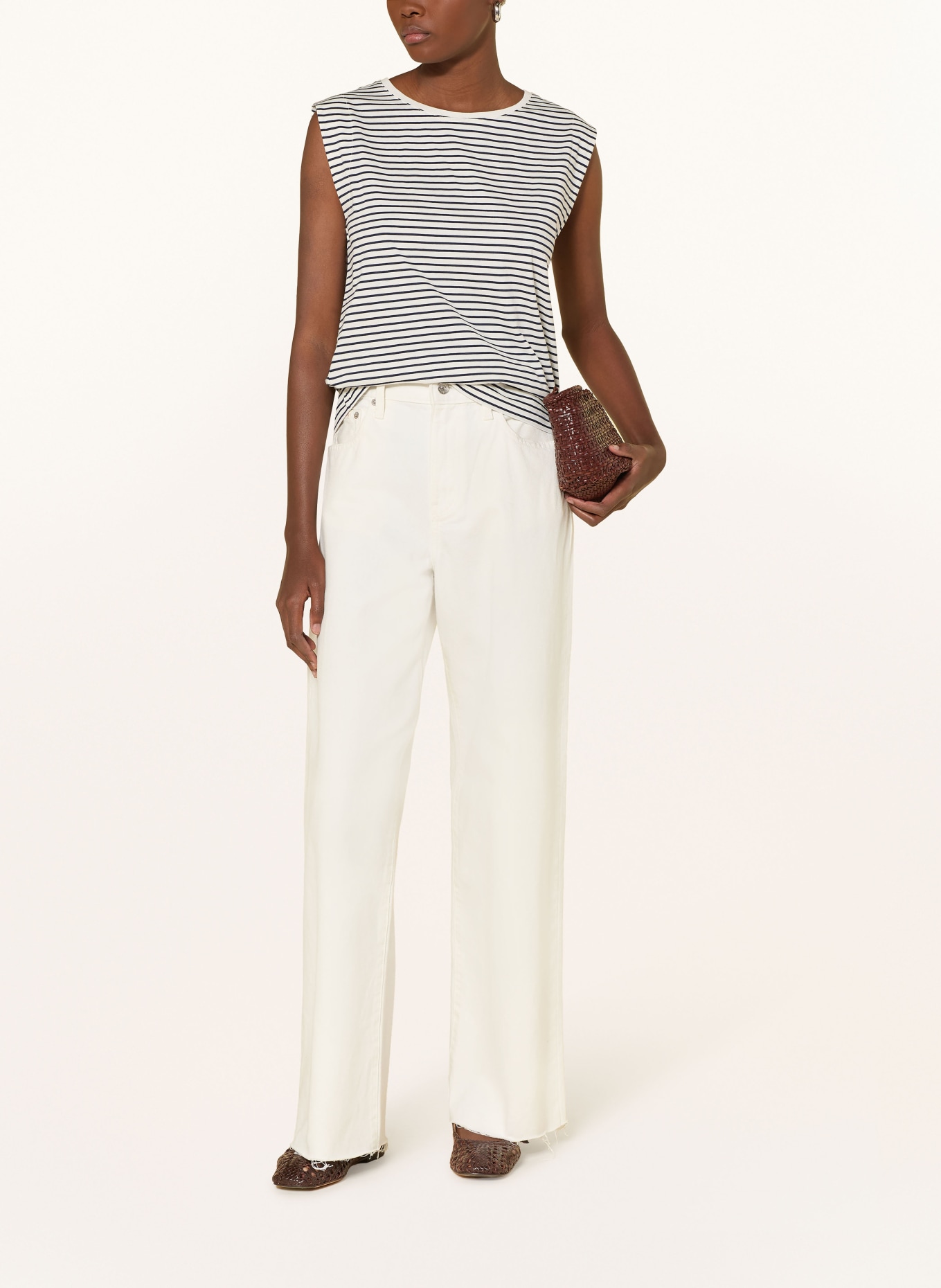 YERSE Top: ECRU / DUNKELBLAU