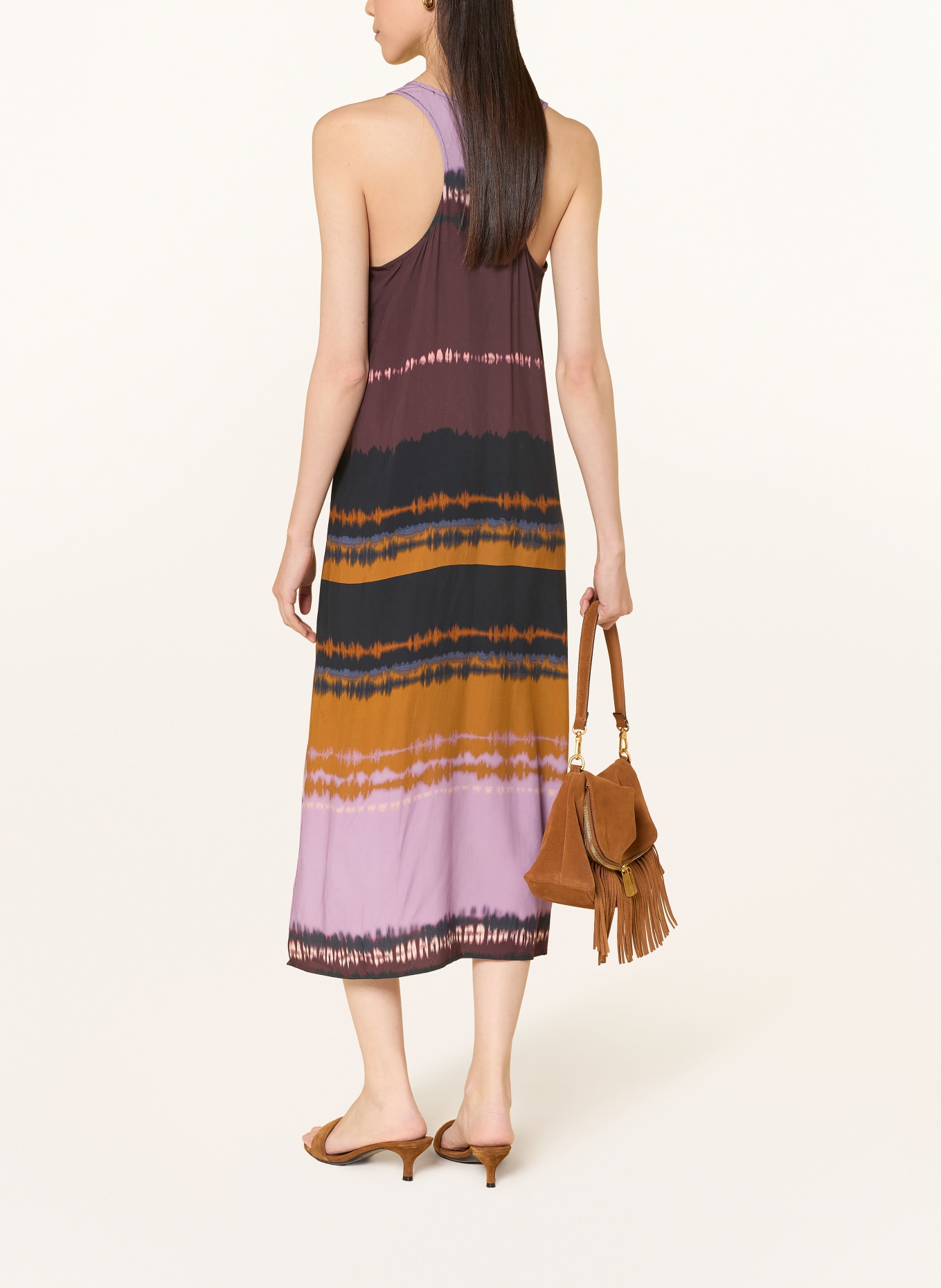 YERSE Šaty RALPHIE: TMAVĚ FIALOVÁ / TMAVĚ ORANŽOVÁ / ČERNÁ