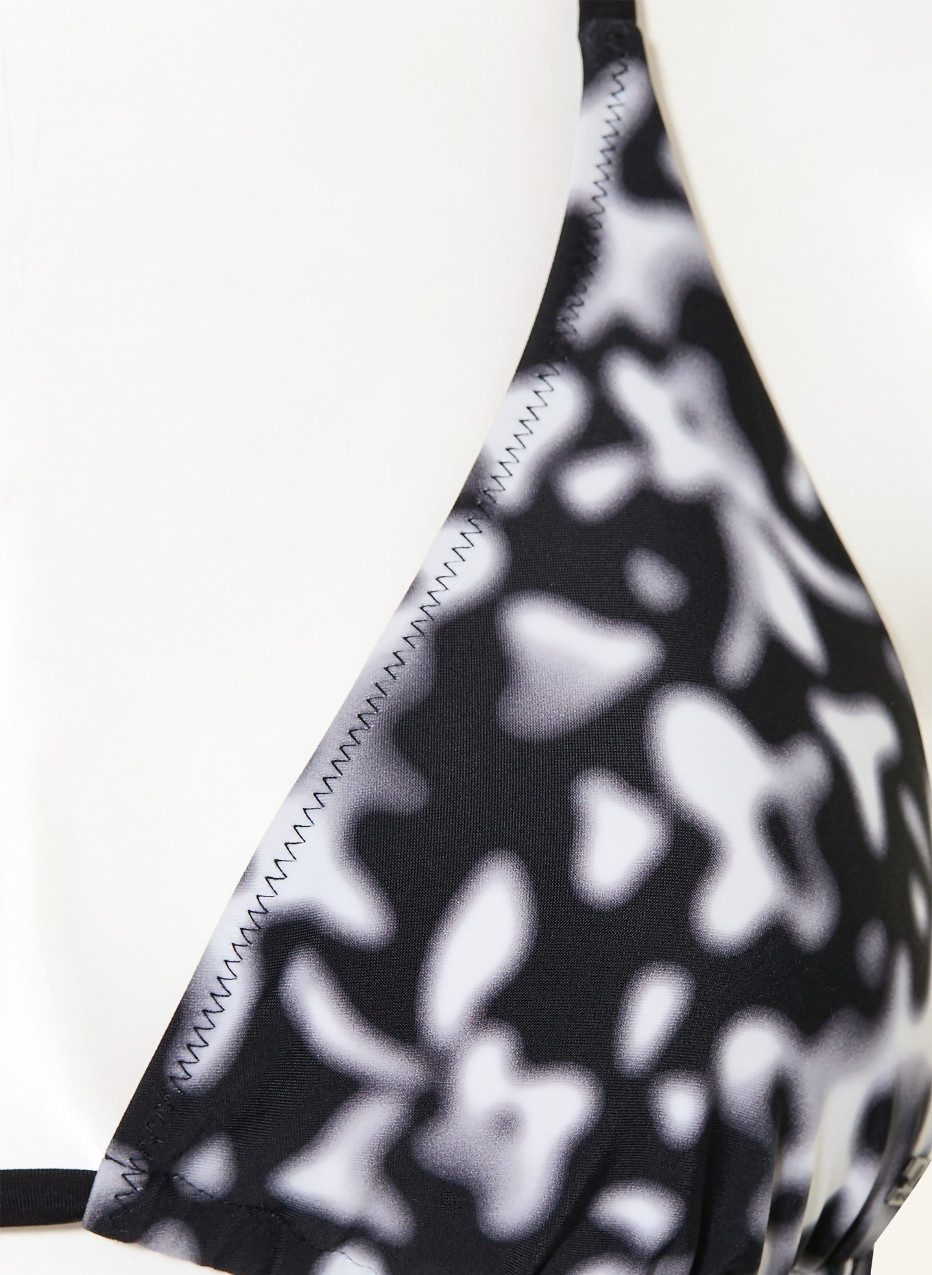 FIRE+ICE Triangel-Bikini-Top GABY3: SCHWARZ / HELLGRAU / WEISS