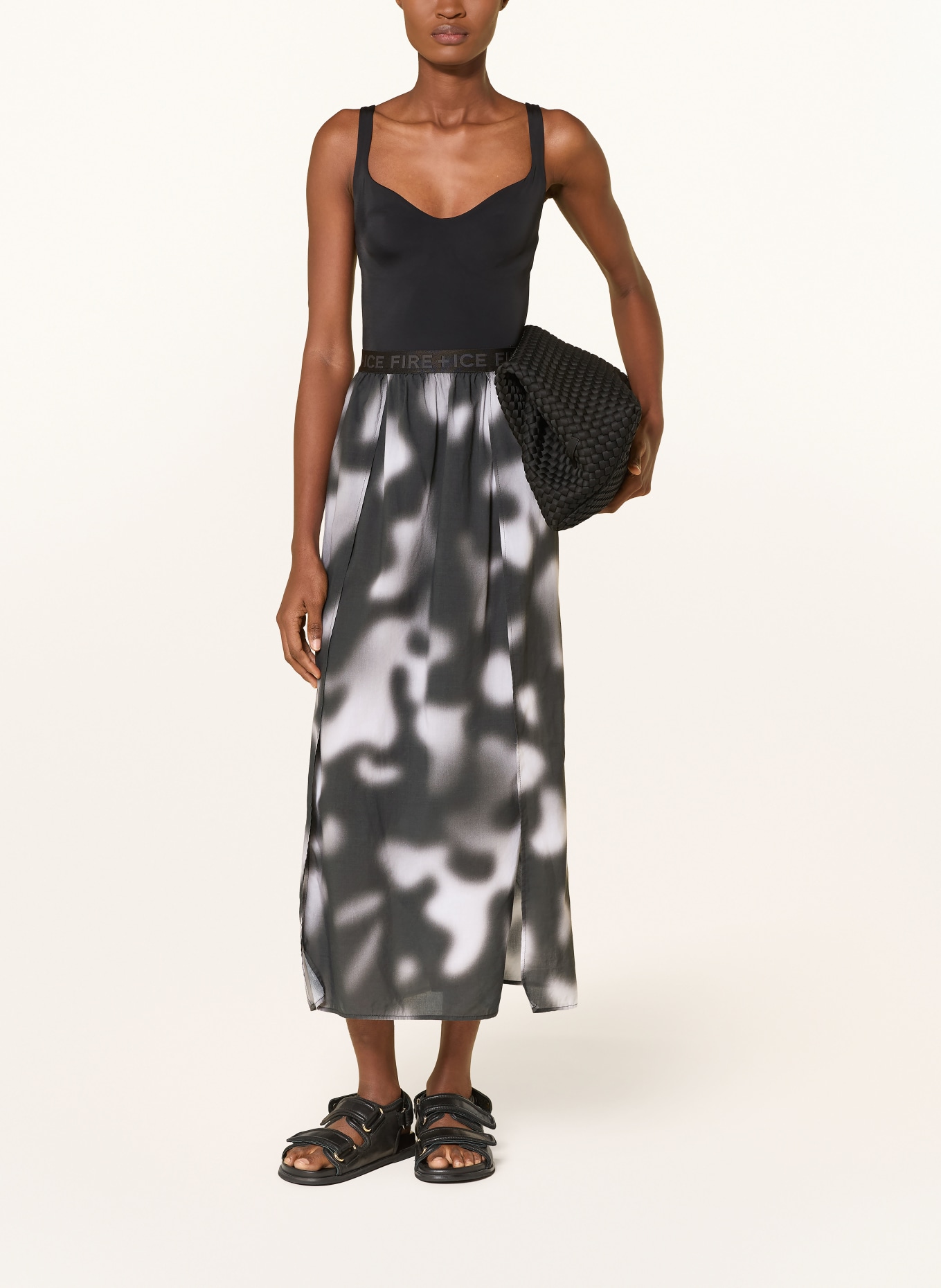 FIRE+ICE Rock NADEA: SCHWARZ / WEISS