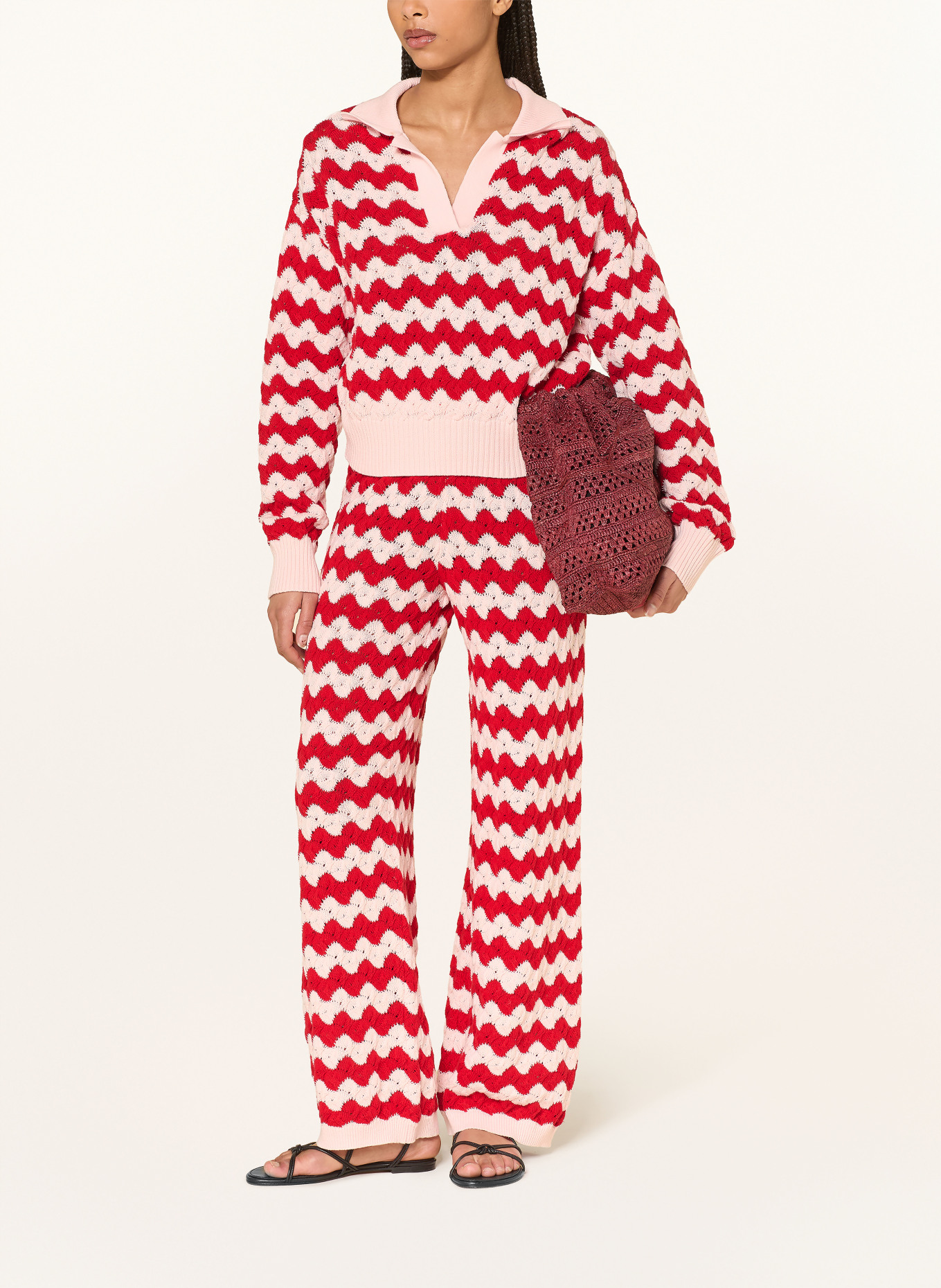 MRS & HUGS sweater: RED / PINK