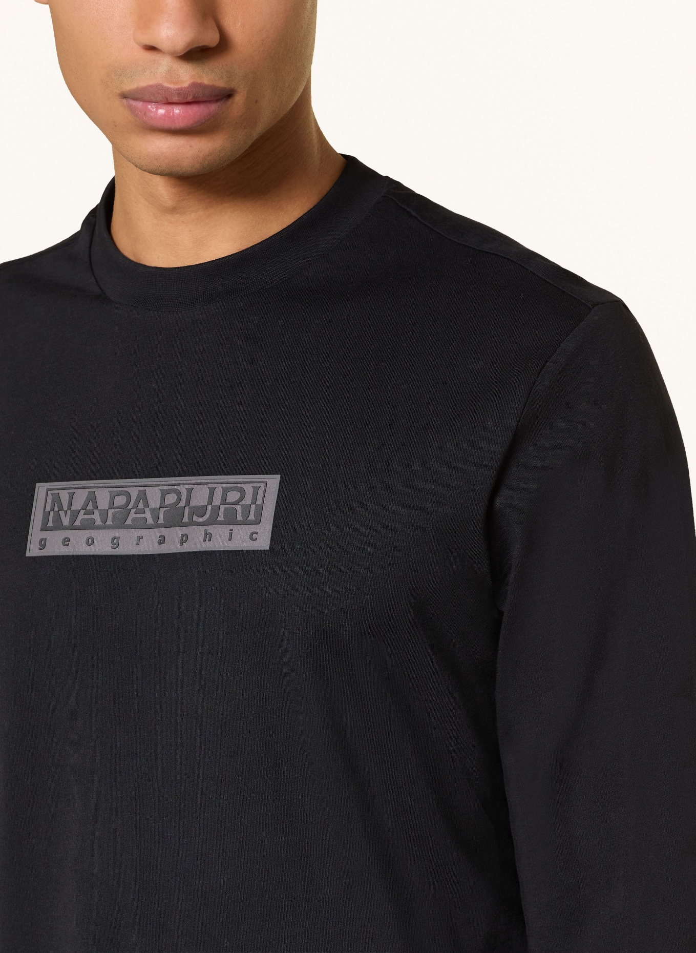 NAPAPIJRI Longsleeve S-BOX: SCHWARZ