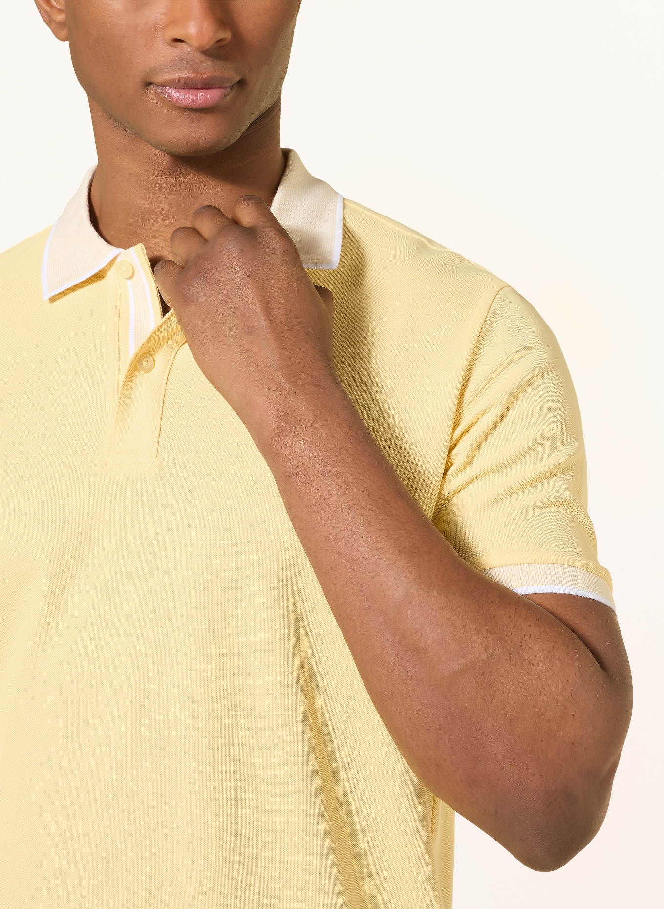 FYNCH-HATTON Piqué-Poloshirt: GELB / HELLGELB / WEISS