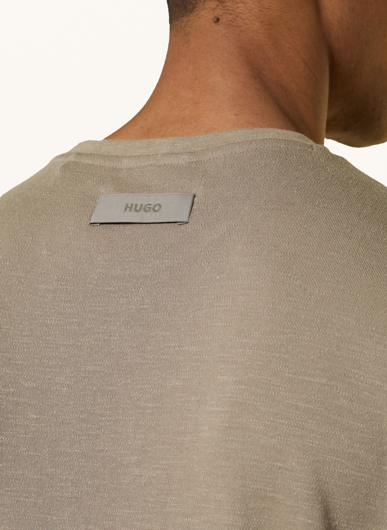 HUGO T-shirt DULEROSTEE met linnen: TAUPE