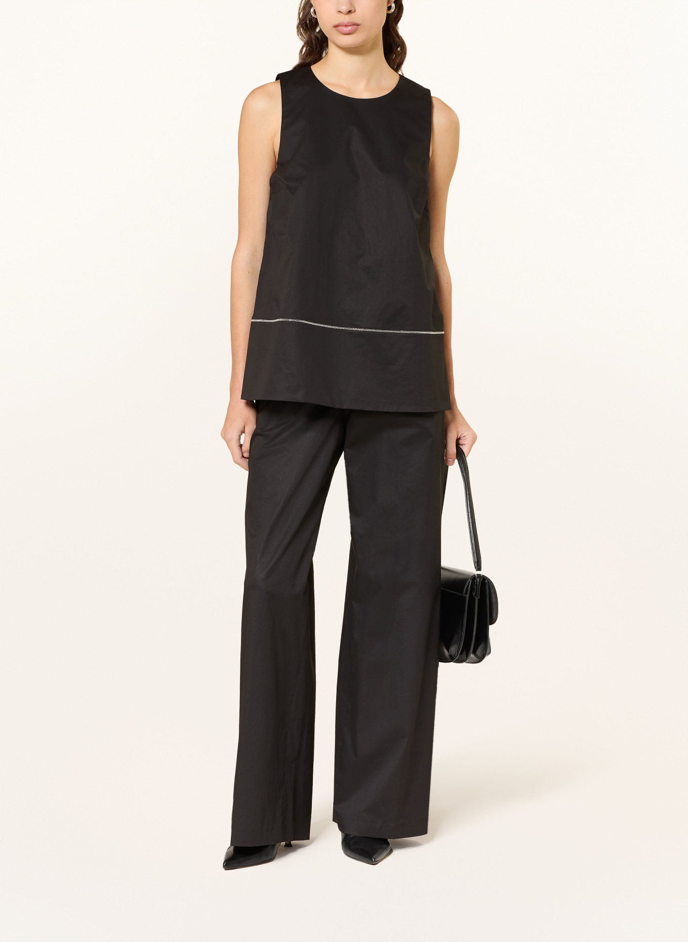 PESERICO Blůza s ozdobnými kamínky: ČERNÁ