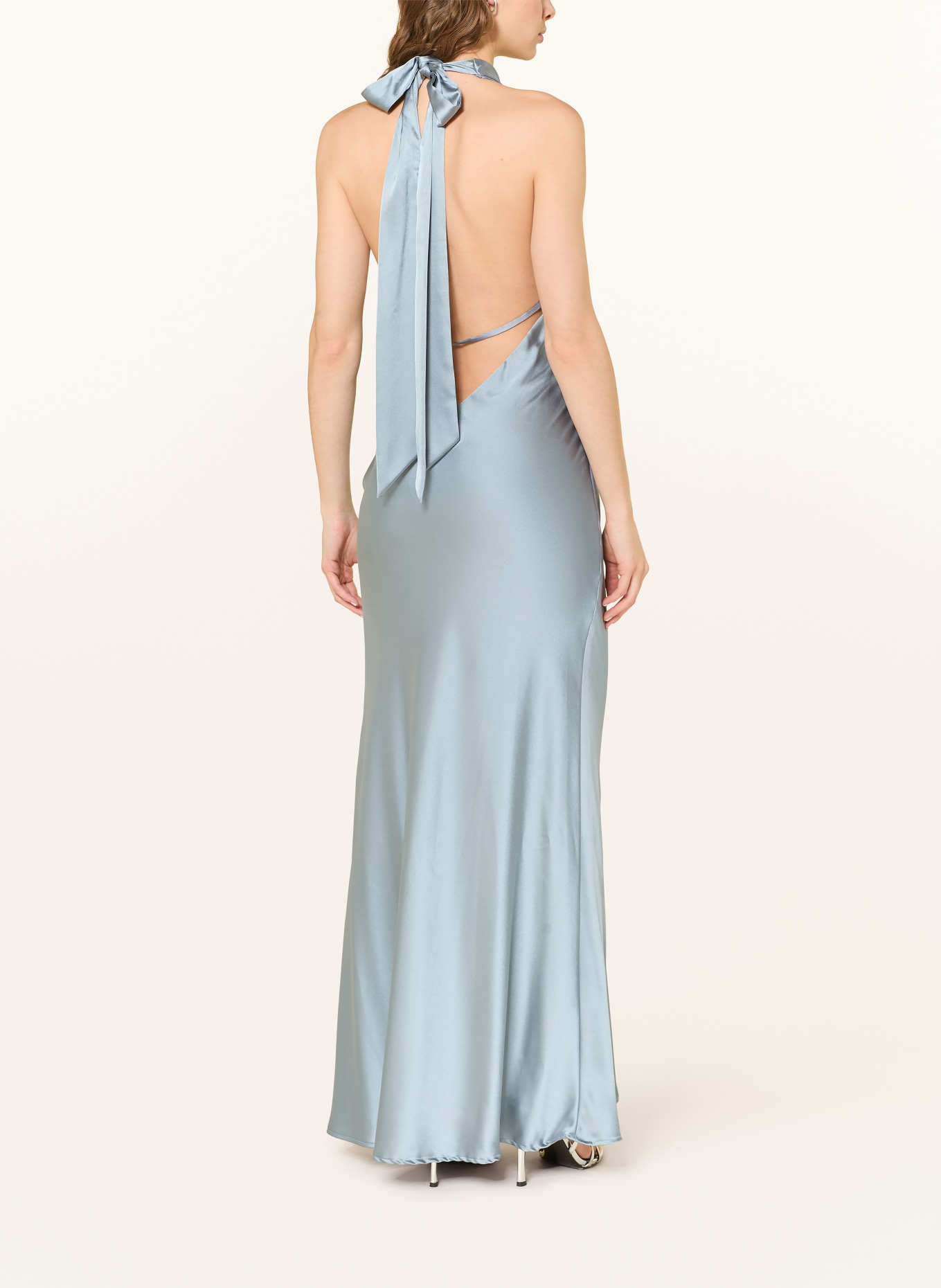 Hey Kyla večerní šaty: ČERNOŠEDÁ