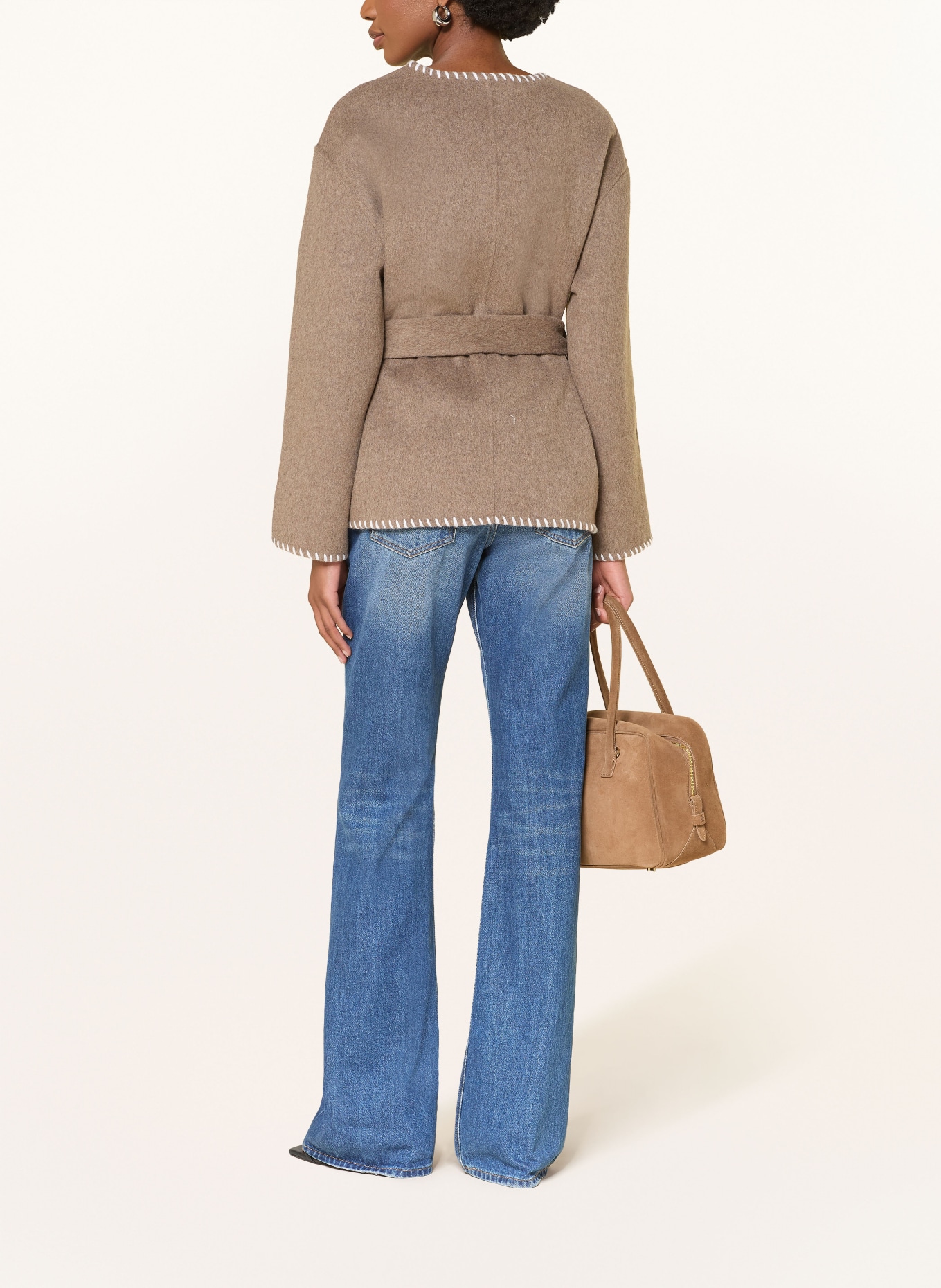 STUDIO AR Sako ELYSIA: ČERNOŠEDÁ / BÍLÁ