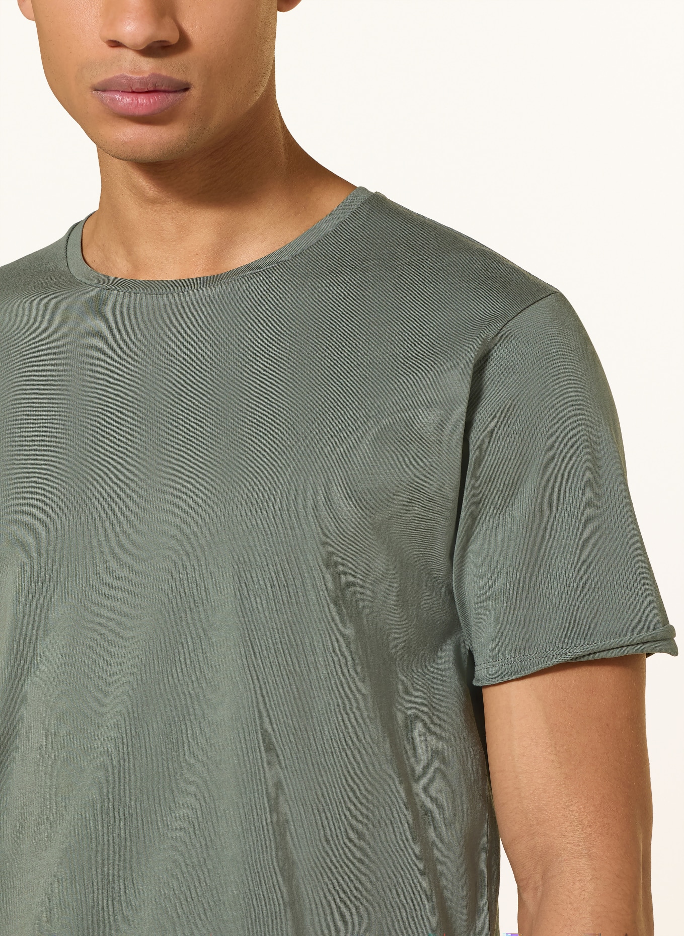 DRYKORN T-Shirt KENDRICK: DUNKELGRÜN