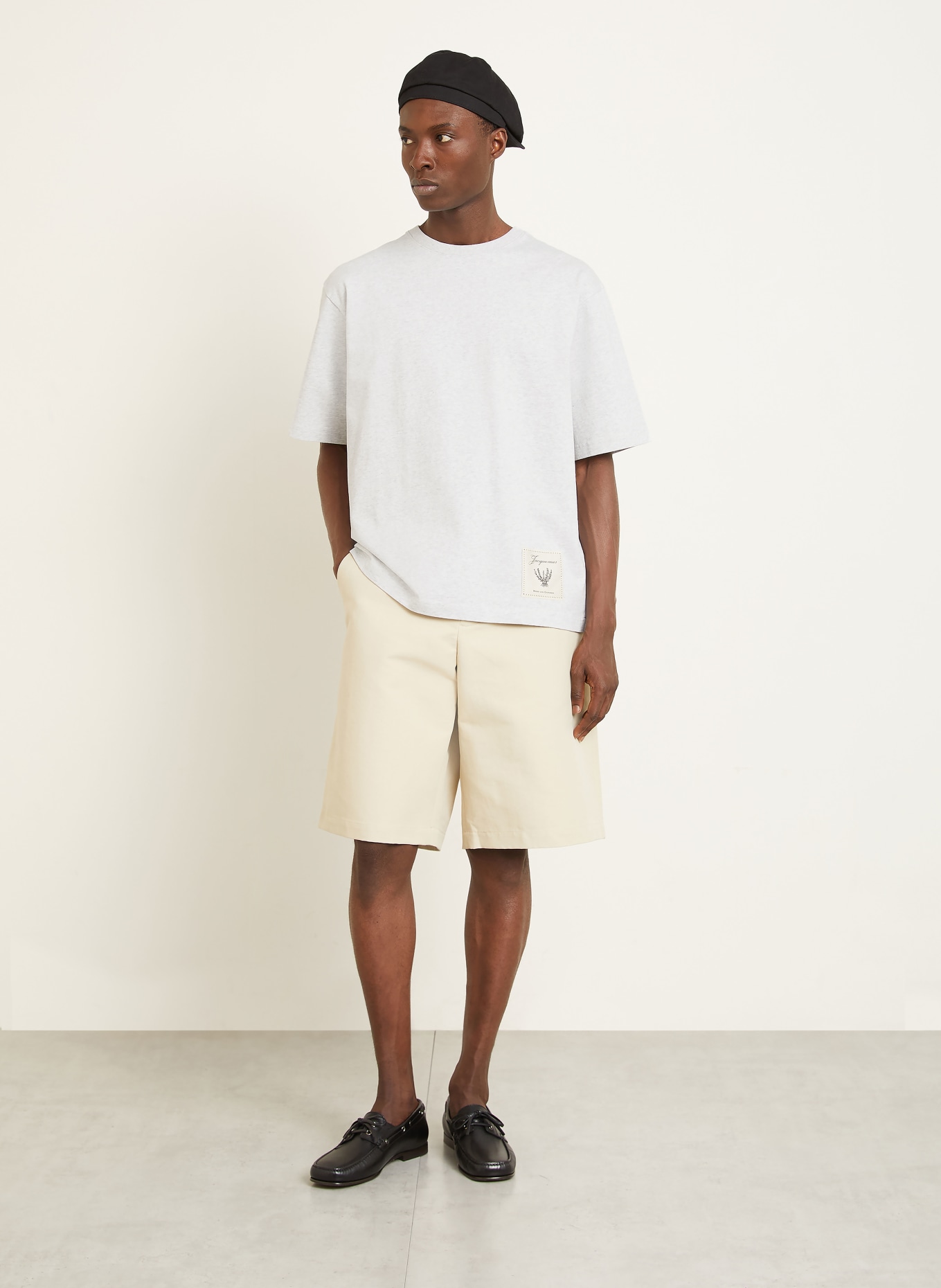 JACQUEMUS T-Shirt LE TSHIRT TORNEO MC: HELLGRAU / BEIGE