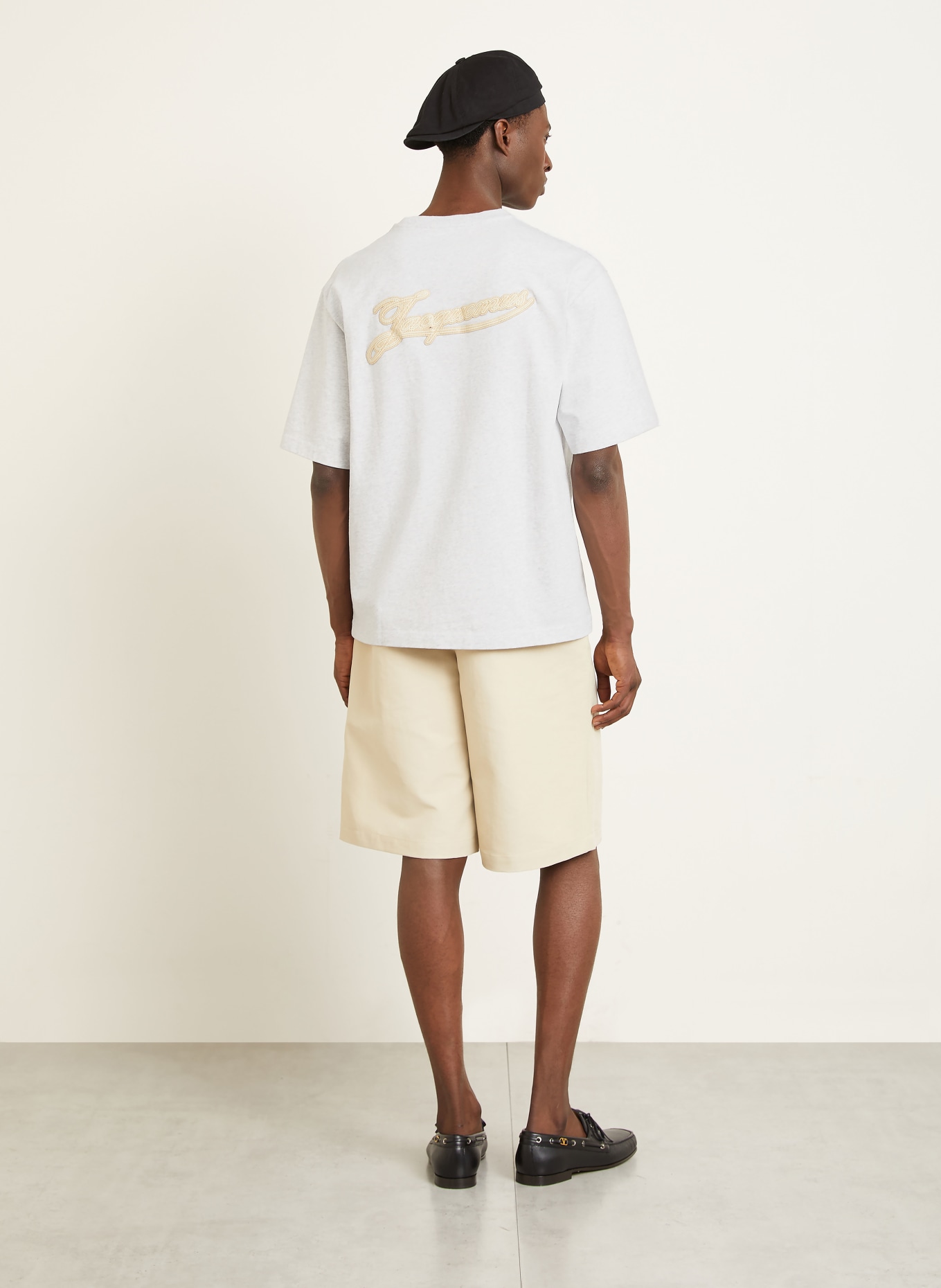 JACQUEMUS T-Shirt LE TSHIRT TORNEO MC: HELLGRAU / BEIGE