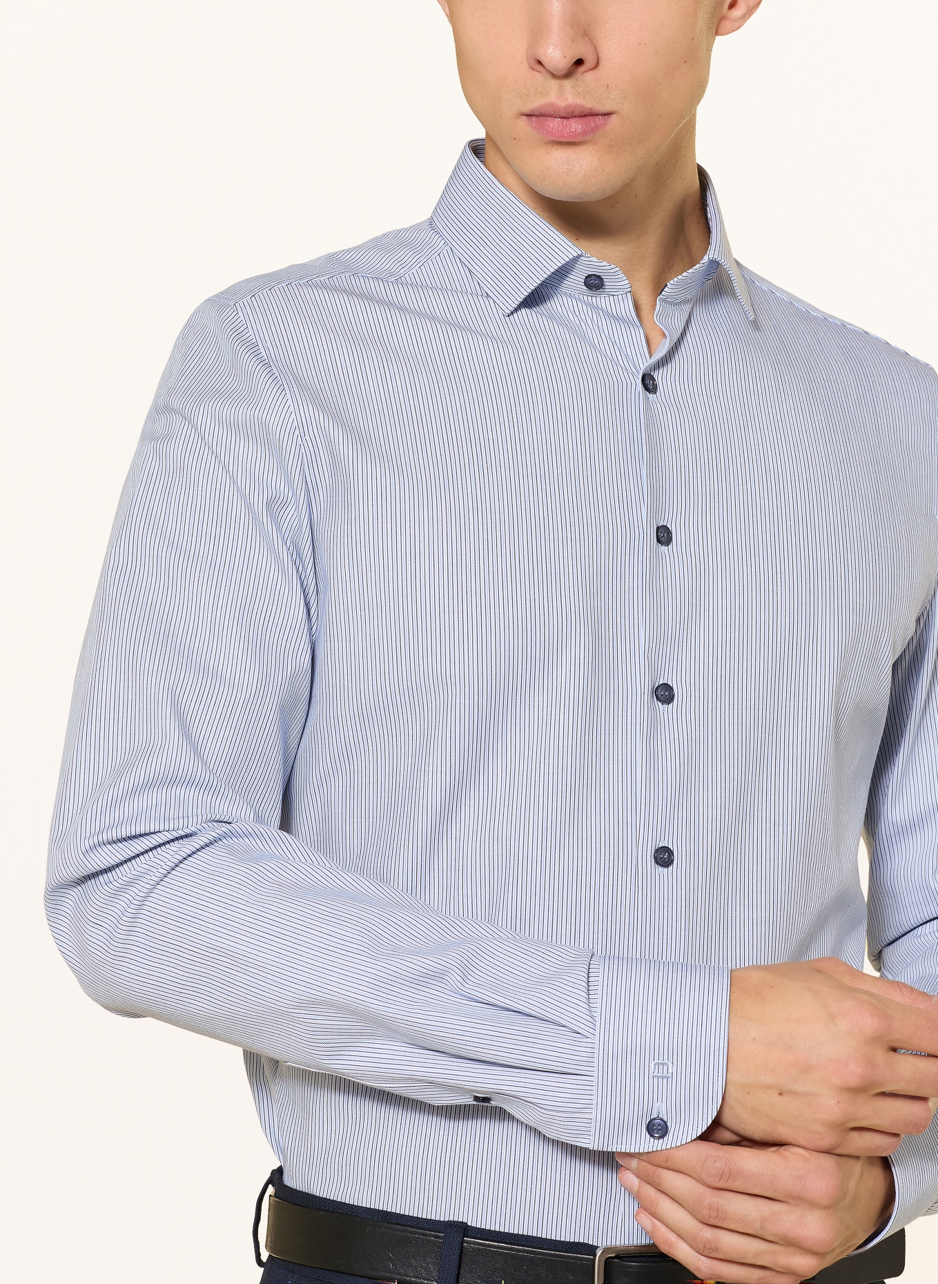 OLYMP Košile Level Five body fit: TMAVĚ MODRÁ / TMAVĚ MODRÁ / BÍLÁ