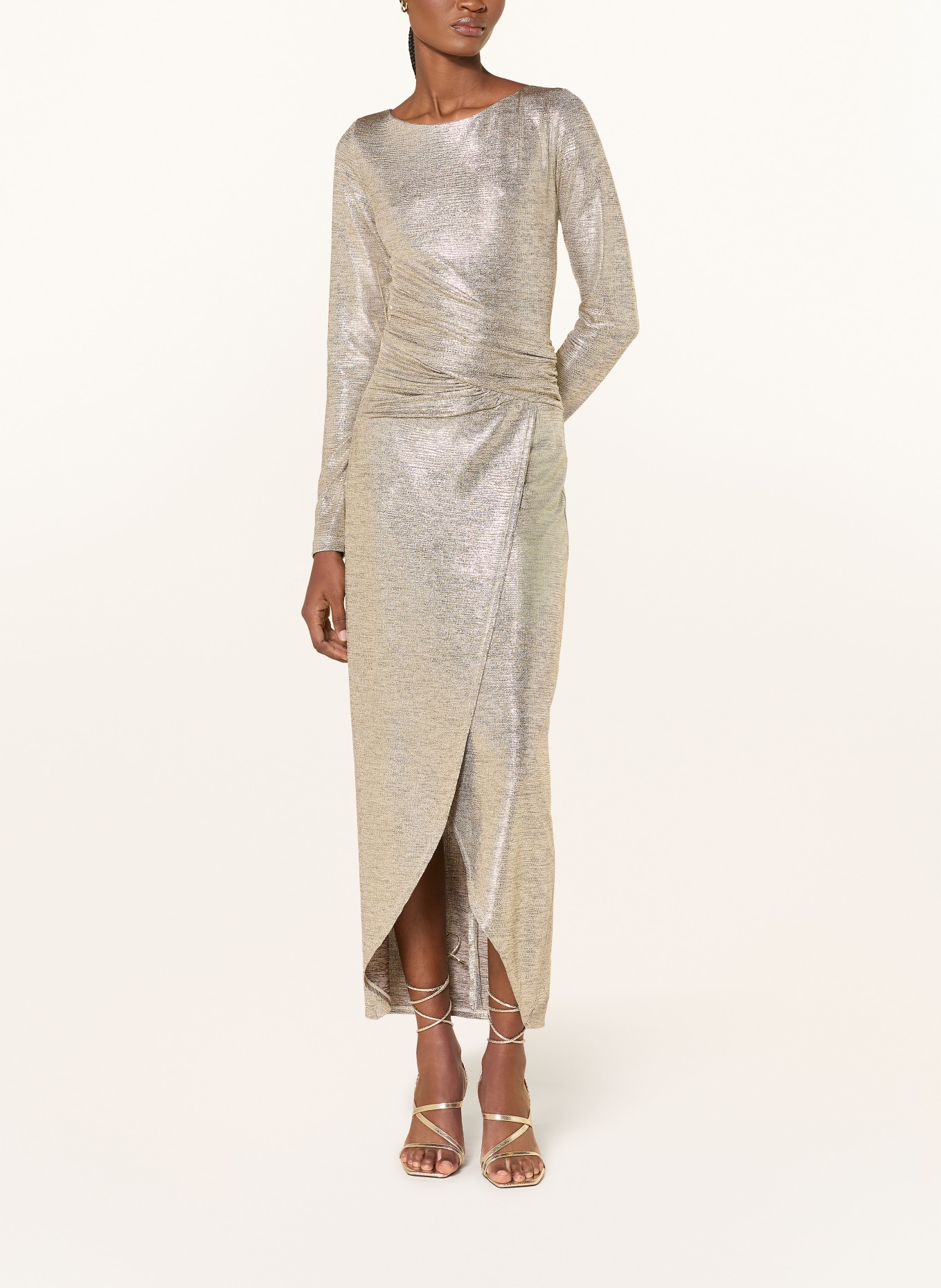 SWING Večerní šaty s překříženým výstřihem: ZLATÁ