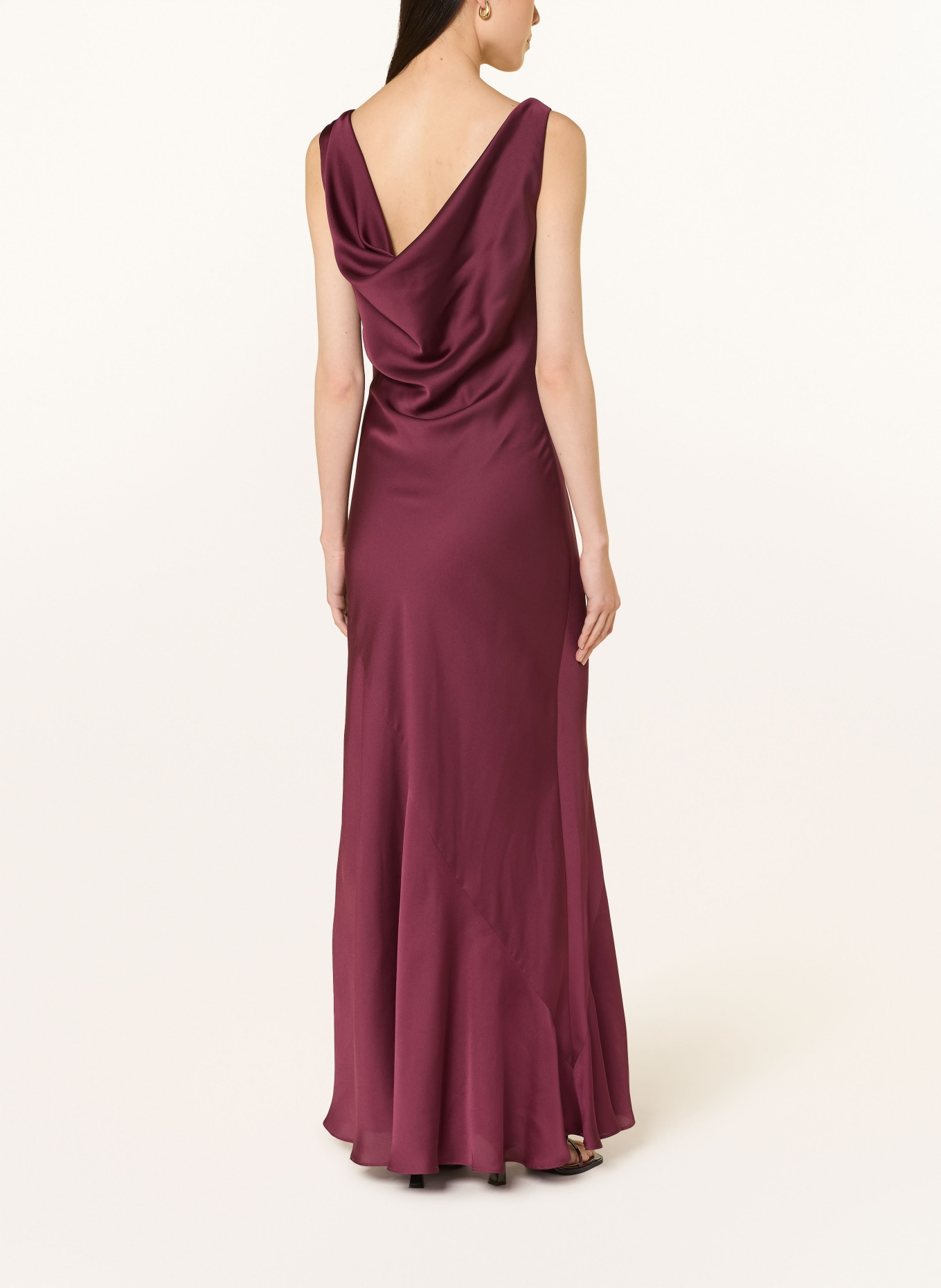 SWING večerní šaty: TMAVĚ ČERVENÁ