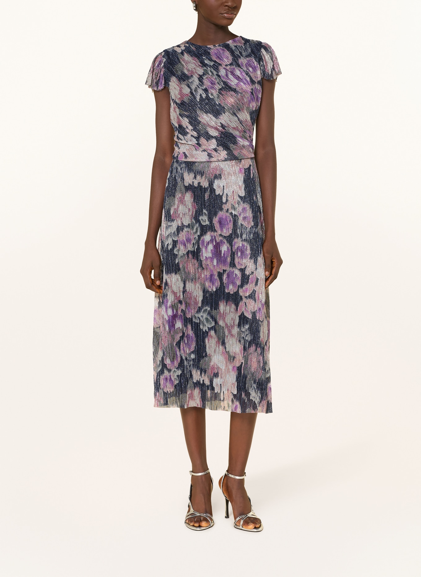 SWING Koktejlové šaty s plisováním a třpytivou nití: TMAVĚ MODRÁ / STARORŮŽOVÁ / FIALOVÁ