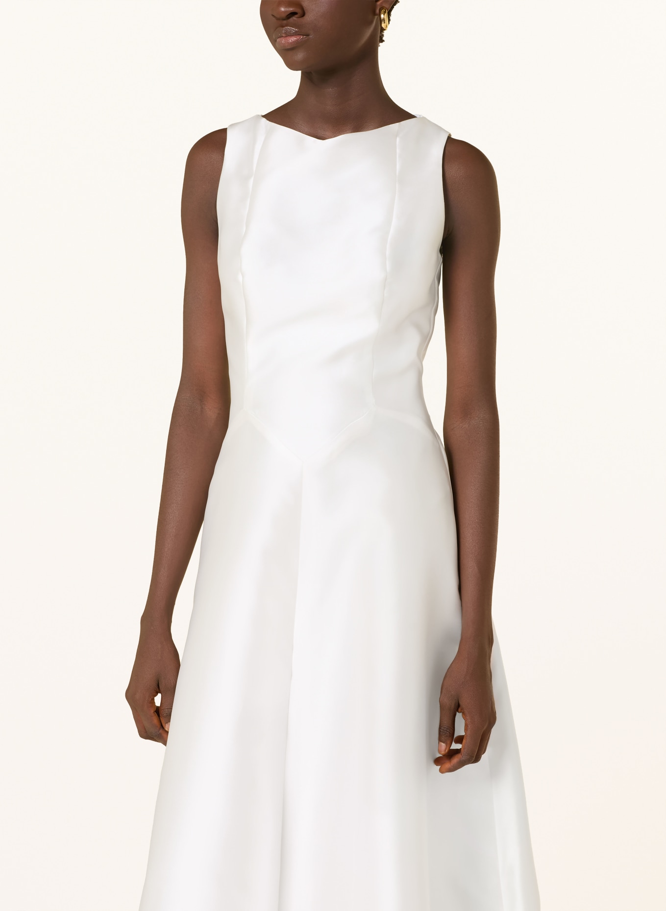 SWING večerní šaty: BÍLÁ