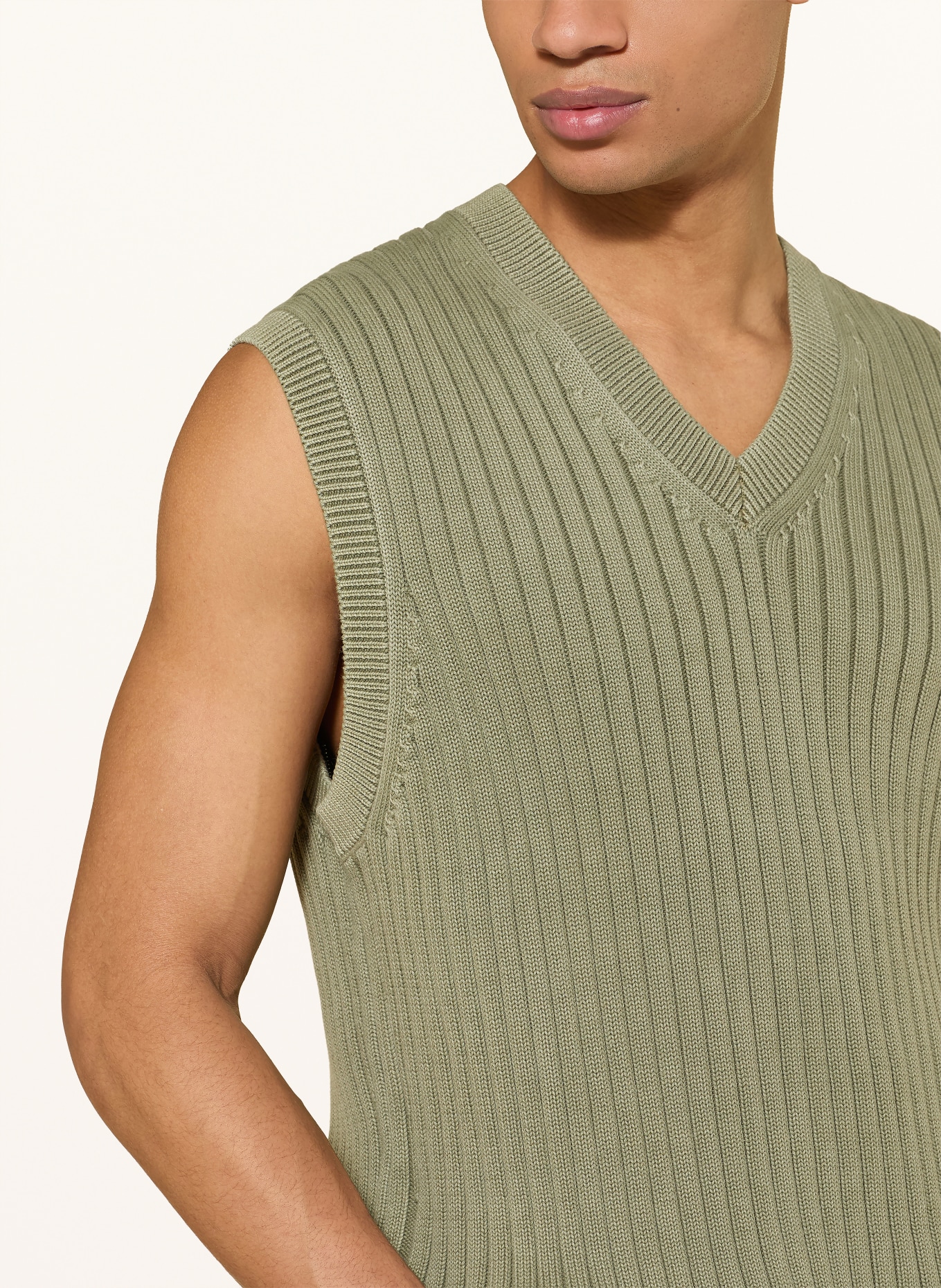 ARMEDANGELS sleeveless sweater: KHAKI