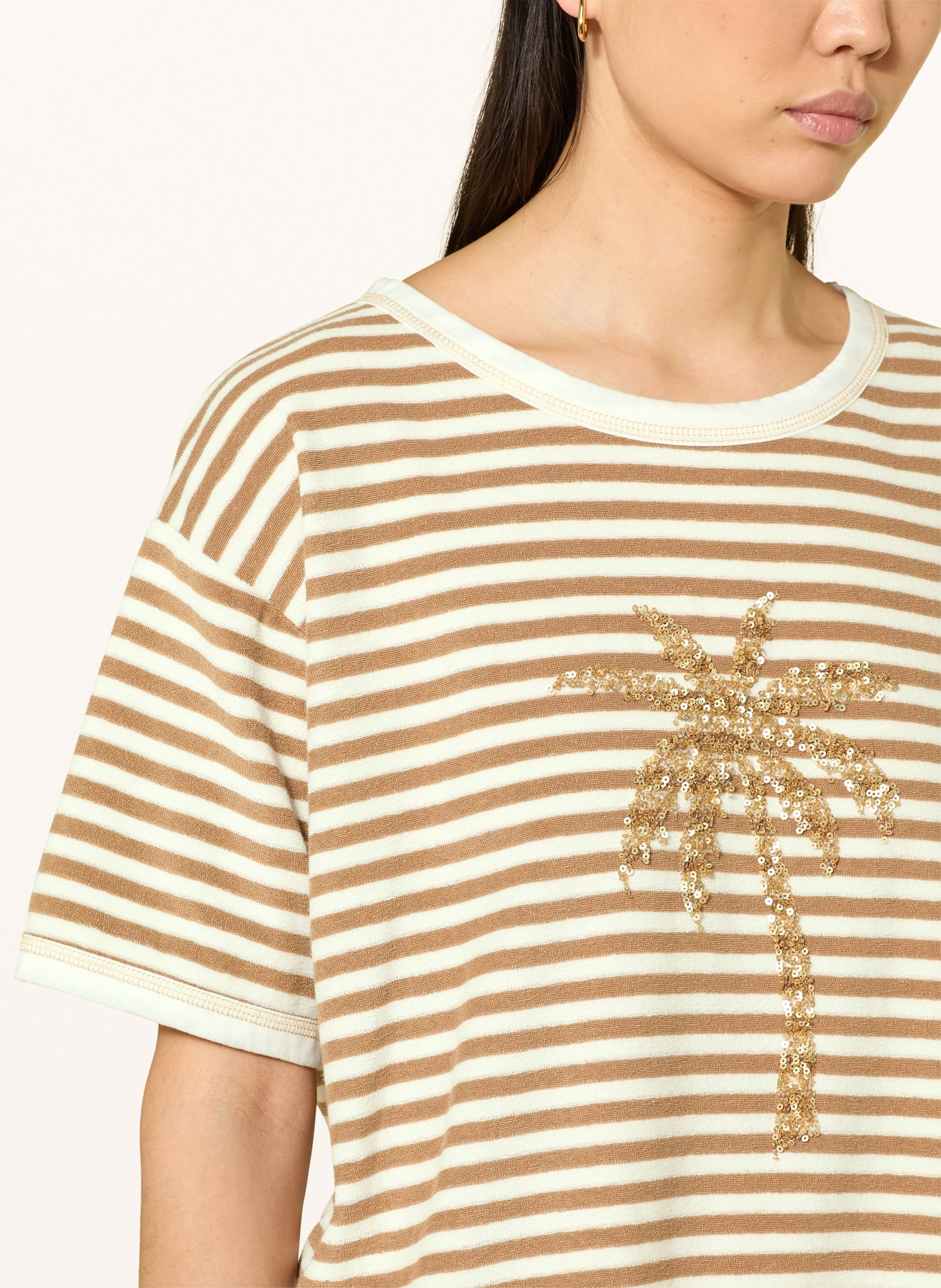 Grace T-shirt en tissu éponge avec paillettes: MARRON / OR / CRÈME