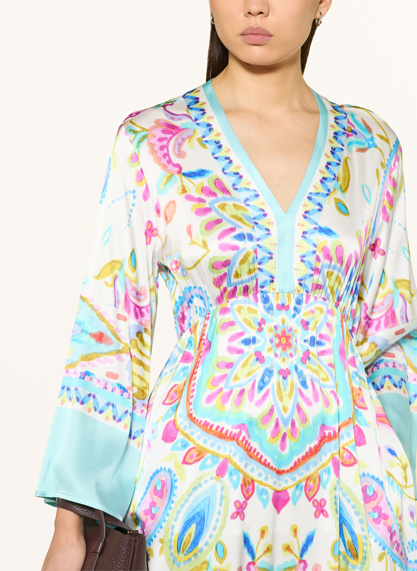 Grace robe: BLEU CLAIR / LILAS / OLIVE