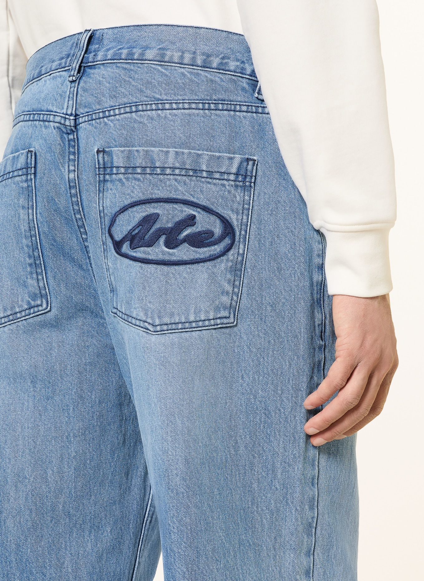 Arte Antwerp Regular Fit Jeans: 488 DENIM BLEACH