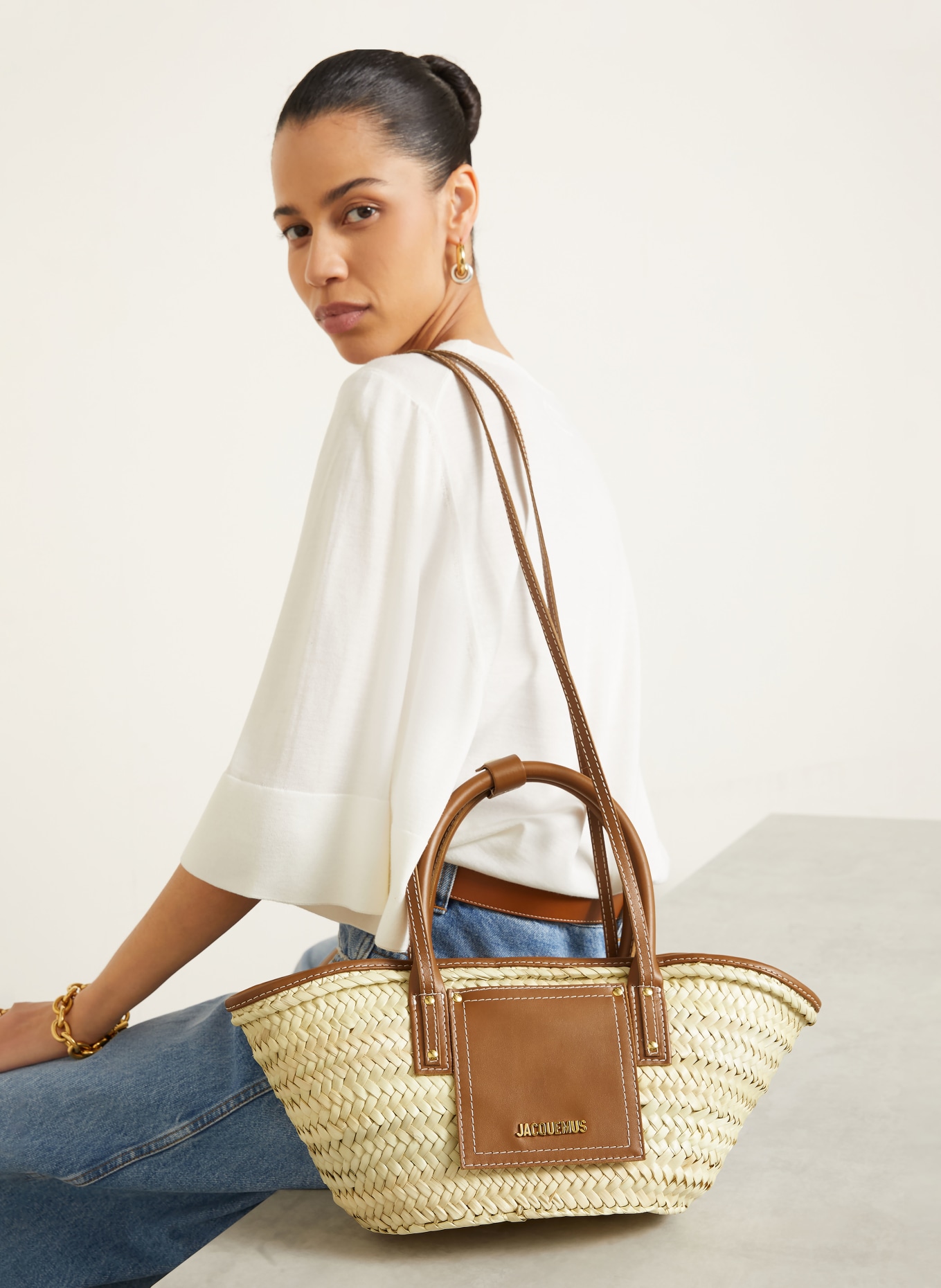 JACQUEMUS Shopper LE PETIT PANIER SOLI: ECRU / GOLD