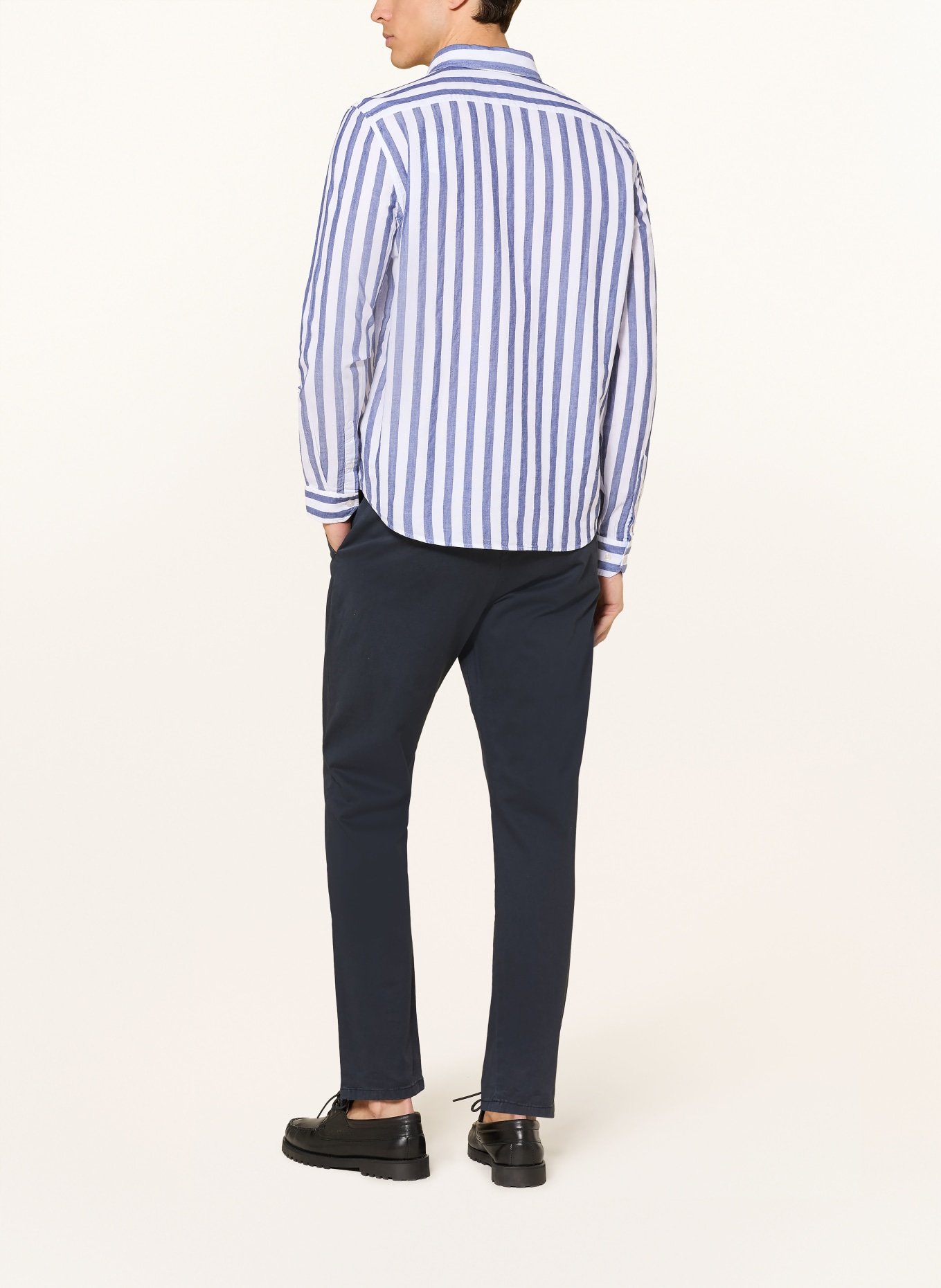 MAERZ MUENCHEN Comfort Fit Shirt: WHITE / DARK BLUE