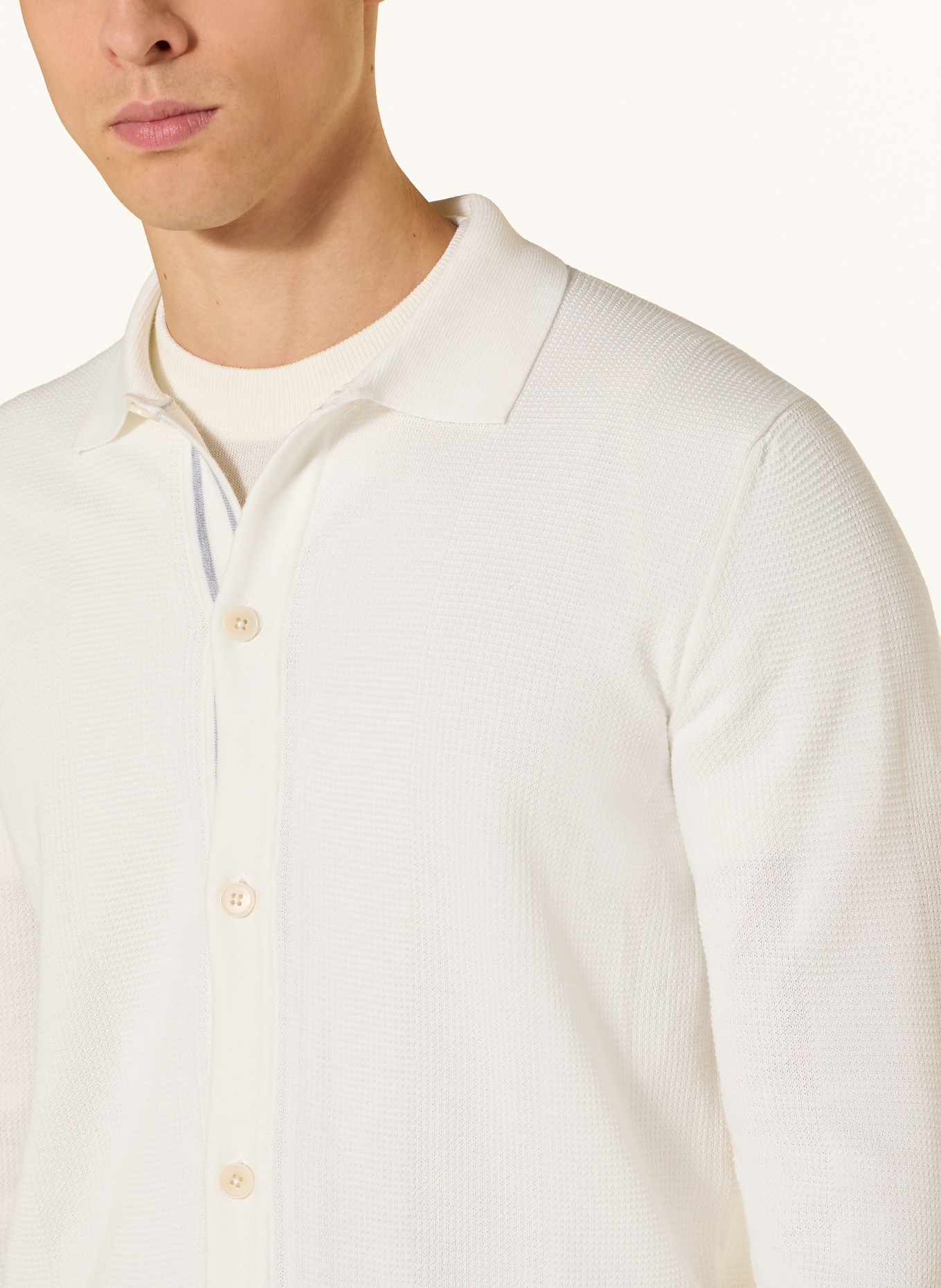 MAERZ MUENCHEN Strickjacke: WEISS