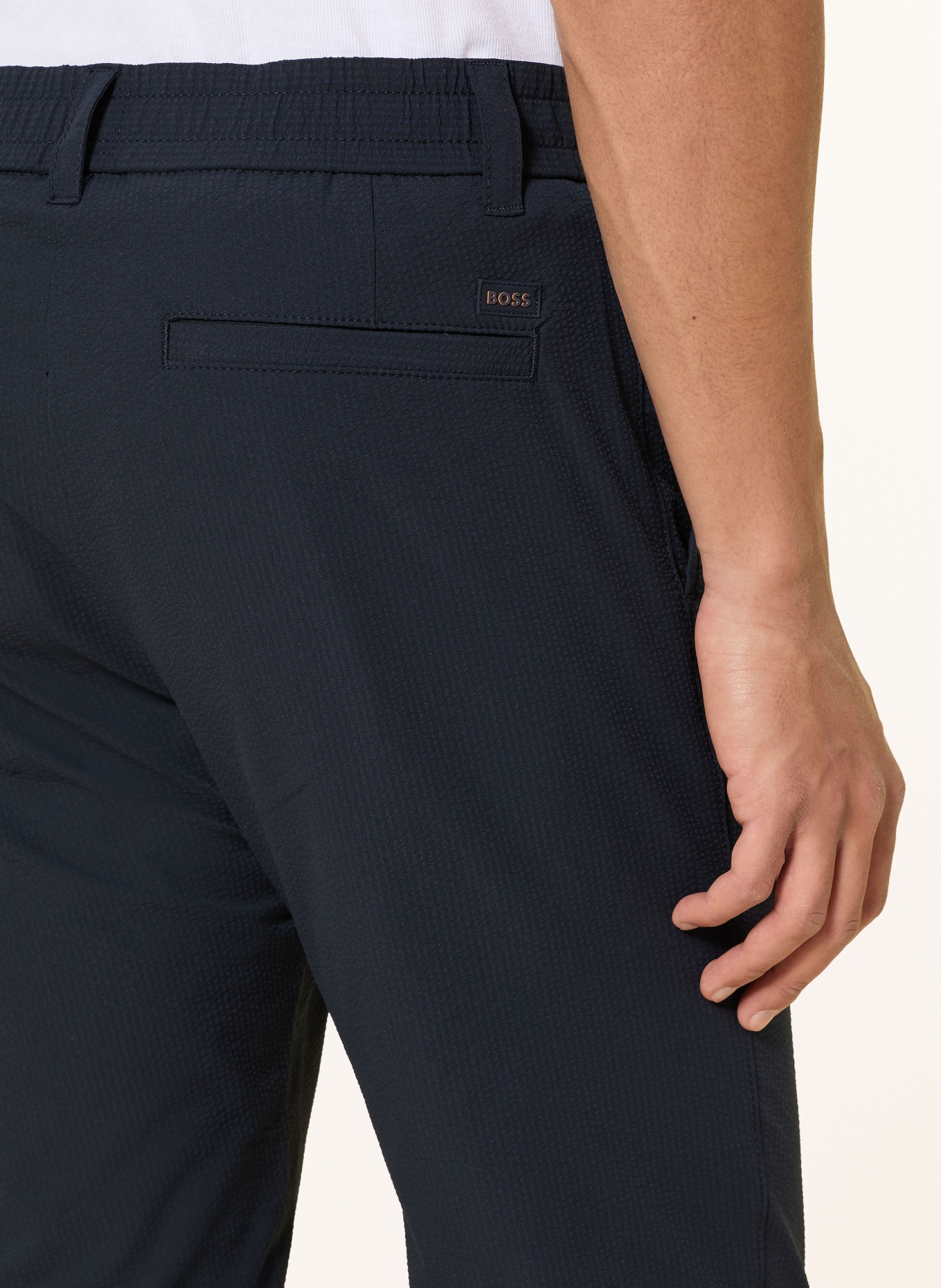BOSS Chino o zwężanym kroju: GRANATOWY
