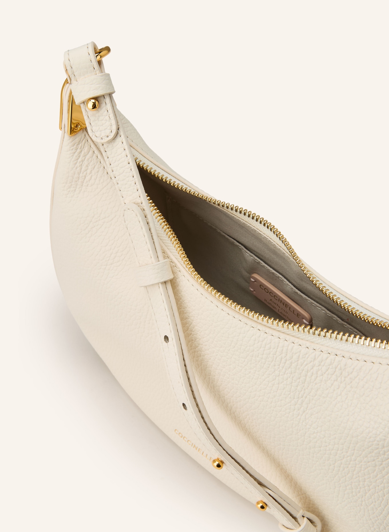 COCCINELLE Umhängetasche: ECRU