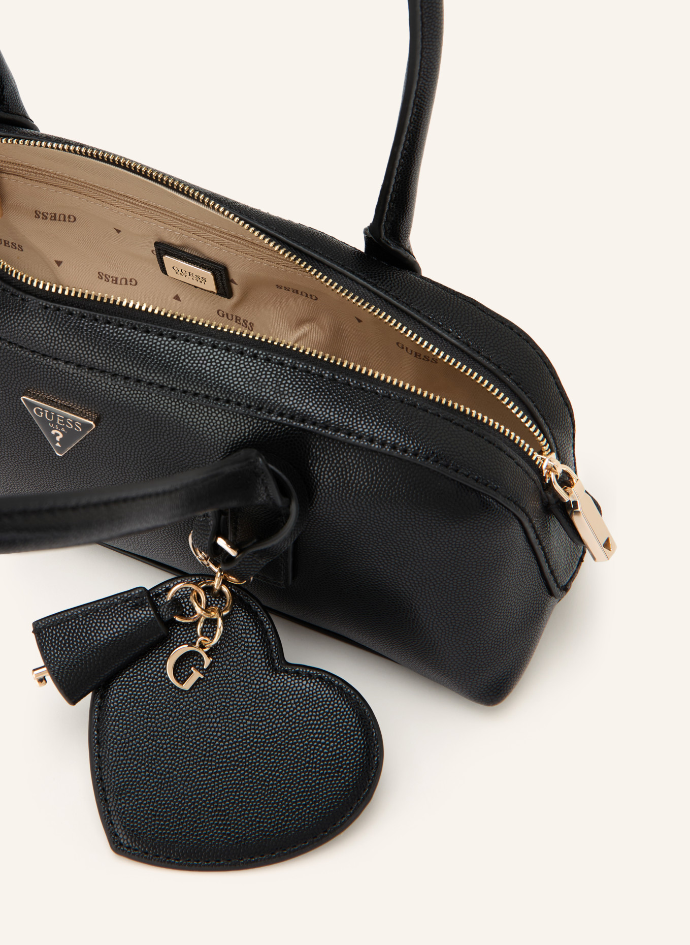 GUESS ISOBEL shoulder bag: BLACK