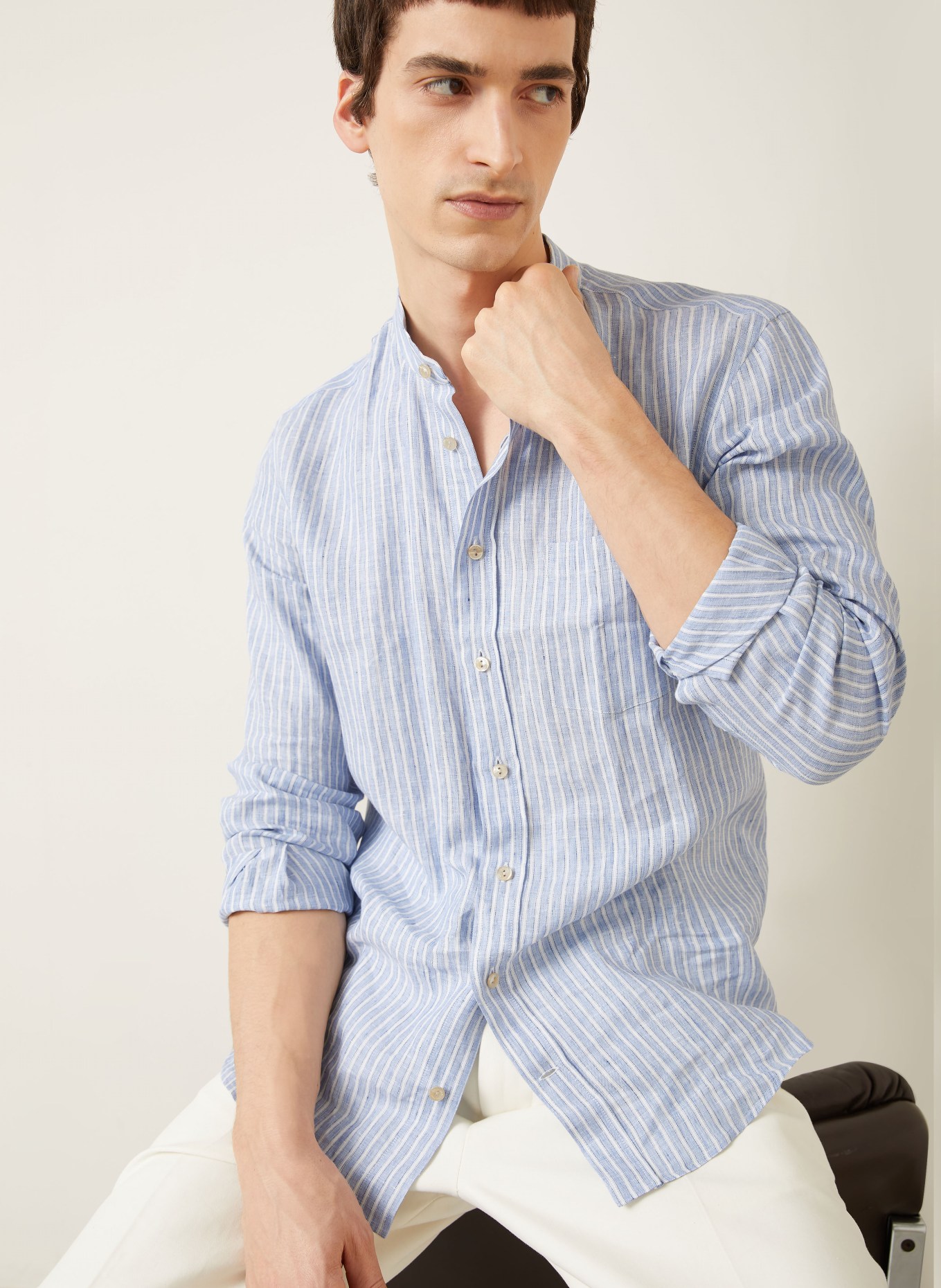 AGNONA Leinenhemd Regular Fit mit Stehkragen: HELLBLAU / WEISS