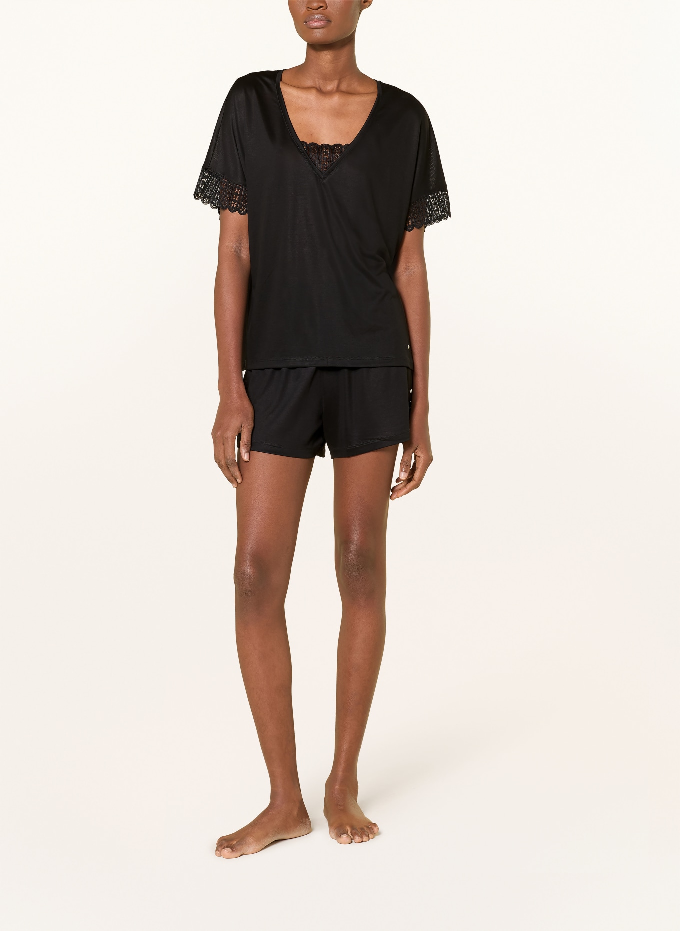 BOSS Szorty do spania GUIPURE: CZARNY