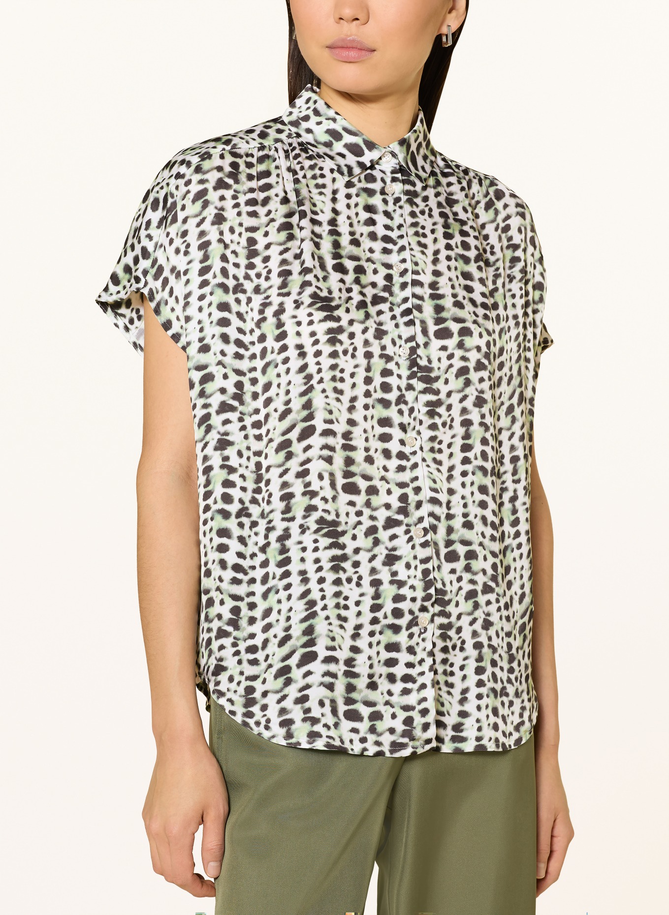 DESOTO Hemdbluse FLORINE aus Satin: GRÜN / WEISS / SCHWARZ